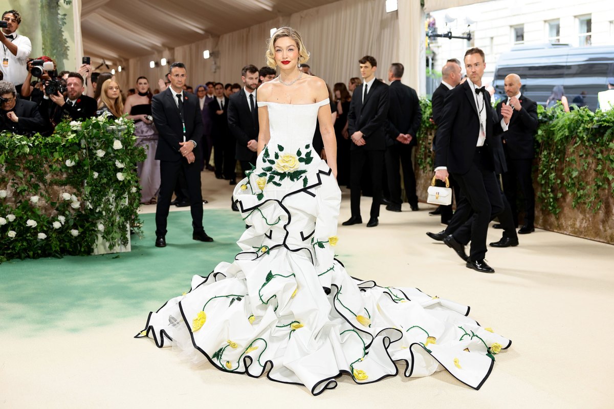 Gigi Hadid Walks 2024 Met Gala Red Carpet Sans BF Bradley Cooper Us