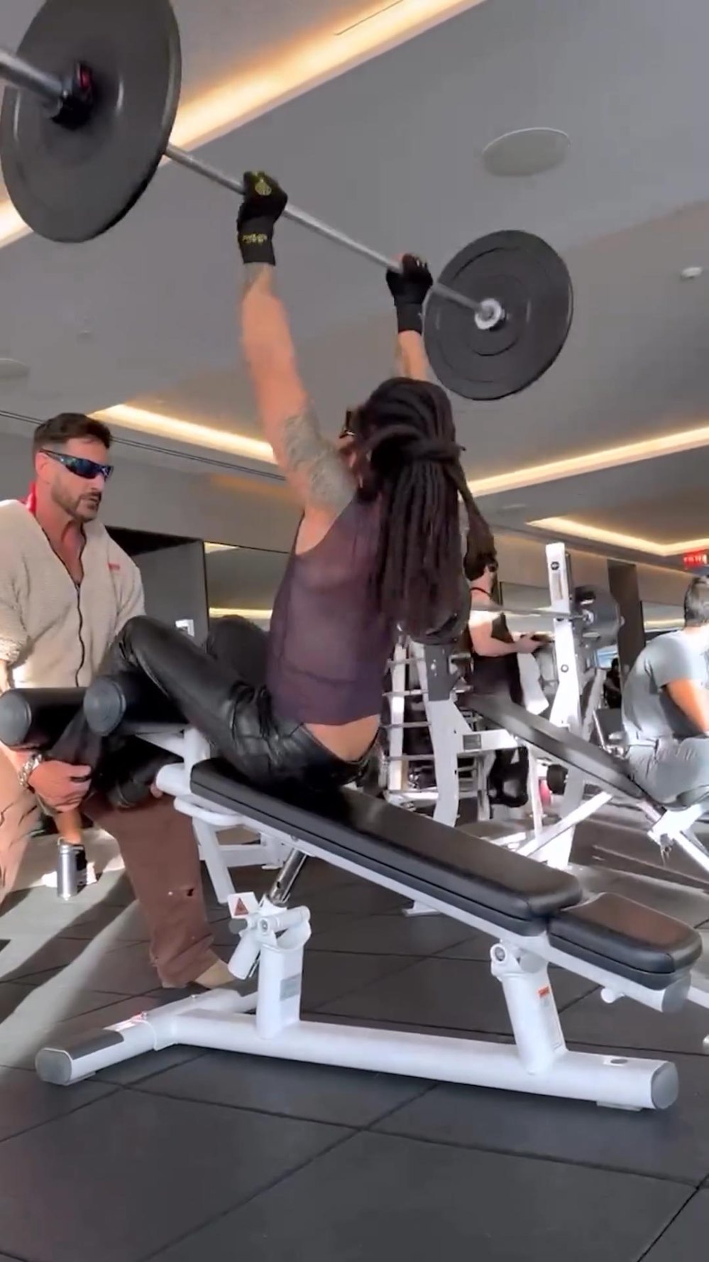 Inside Lenny Kravitz s Go To Daily Workout Routine — Leather Pants Optional 430