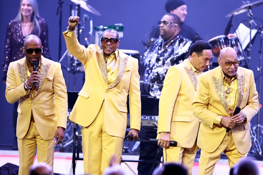 Four Tops Singers Sues Hospital, Was Placed in Straight Jacket After They Didn't Believe Who He Was