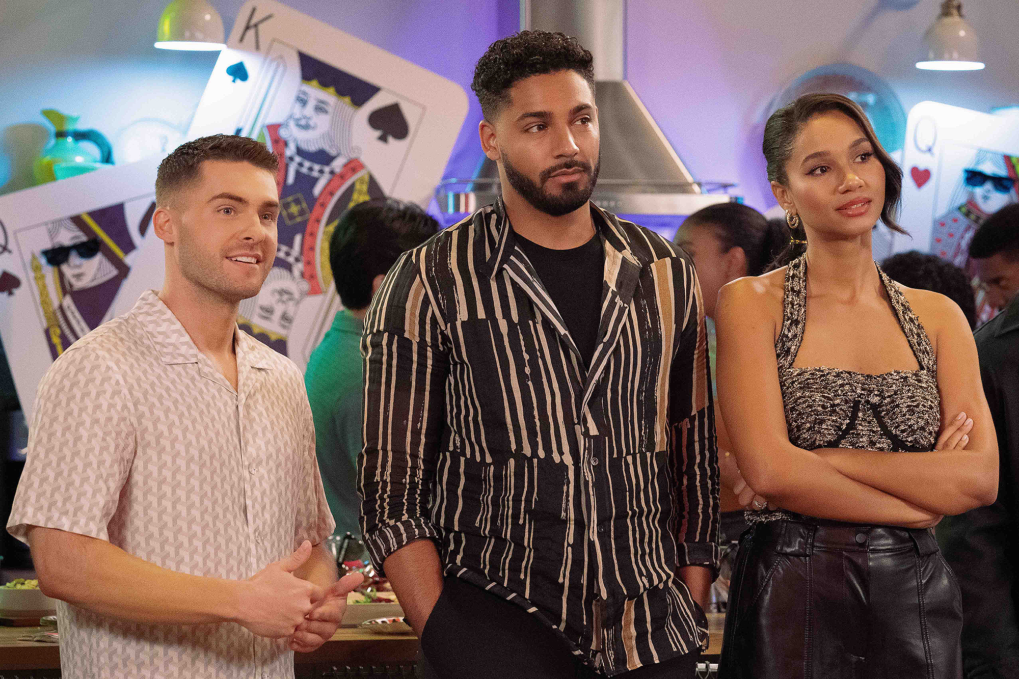 Spencer and Olivia Enjoy a Bachelor Party Blowout in 'All American' 1st Look