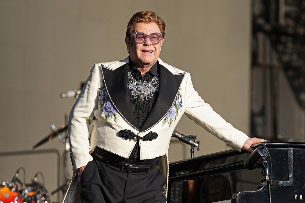 Elton John Confirms He ll Never Tour Again