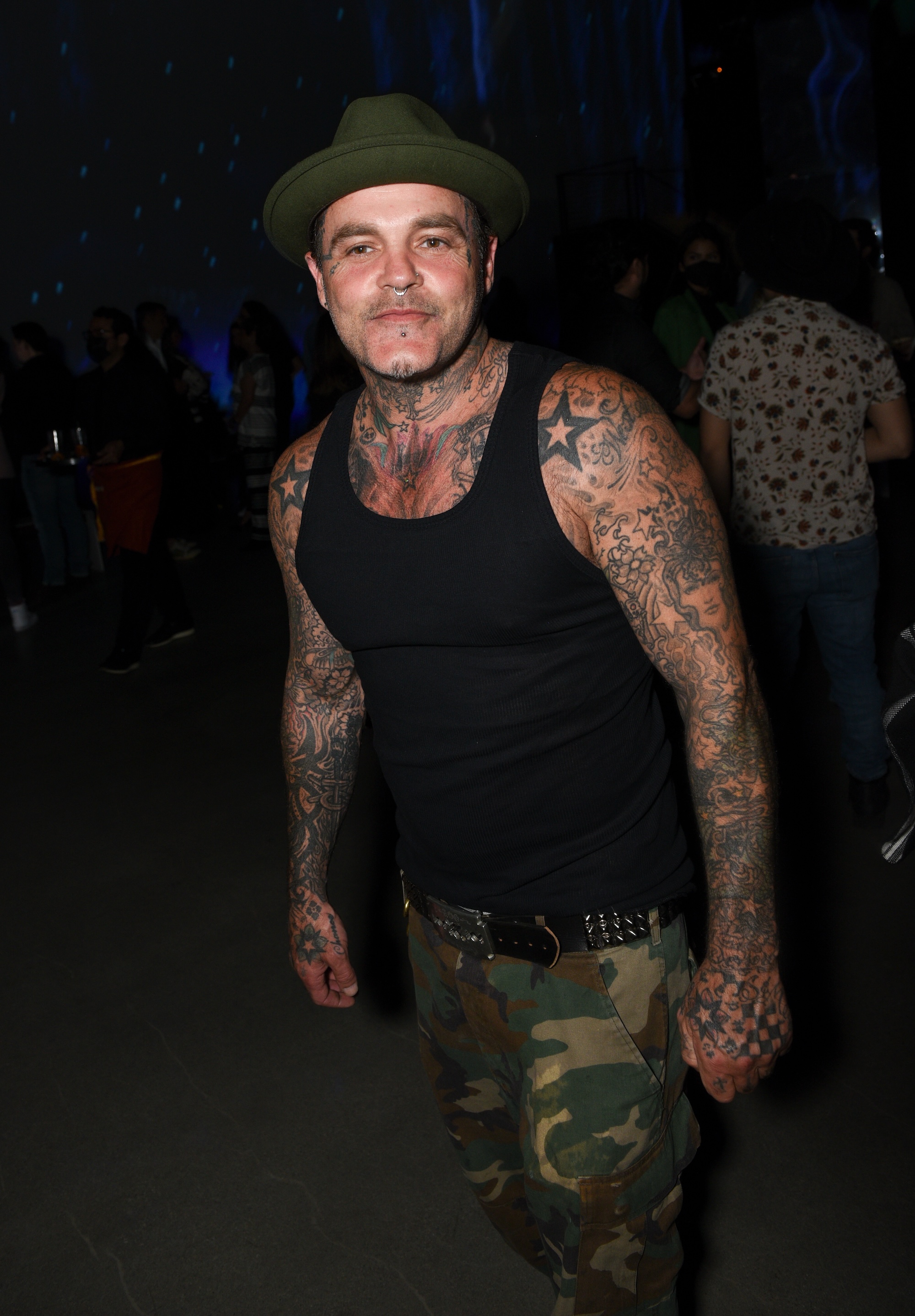 Revelada a causa da morte do vocalista do Crazy Town, Shifty Shellshock