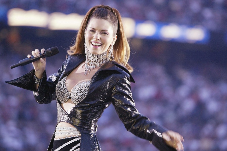 2003 Super Bowl XXXVII Halftime Show, Shania Twain