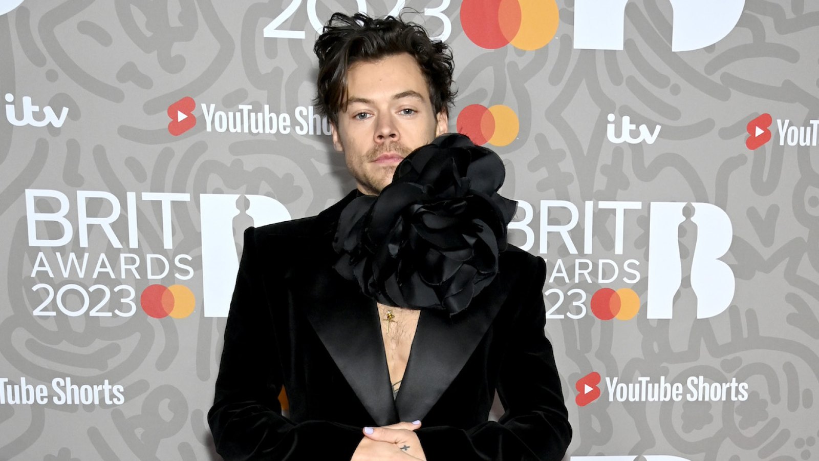 Harry Styles Owes Comedian Joe Lycett Payment in the Form of a Kit Kat For a Painting