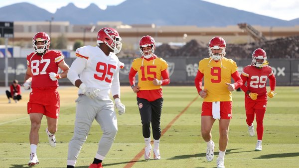 Kansas City Chiefs Practice Stopped After Player Reportedly Suffers Seizure