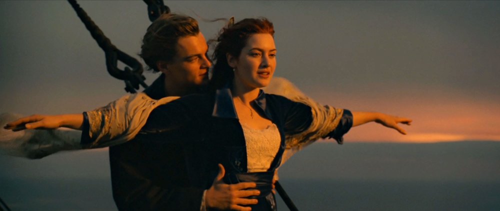 Kate Winslet Says Titanic Kiss with Leonardo DiCaprio Was Such a Mess 2