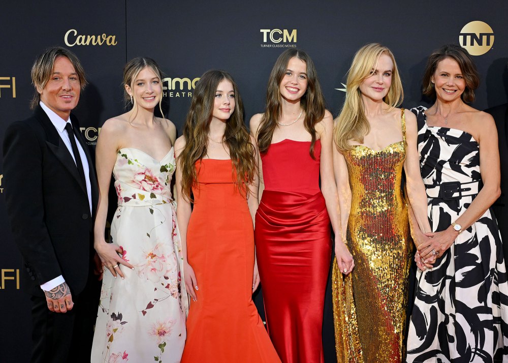 Nicole Kidman Says Daughters Fangirl Over This Family Affair Costar 3