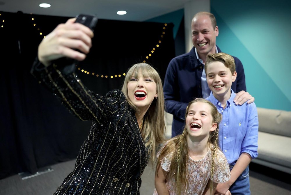 Taylor Swift y Travis Kelce con William y los niños