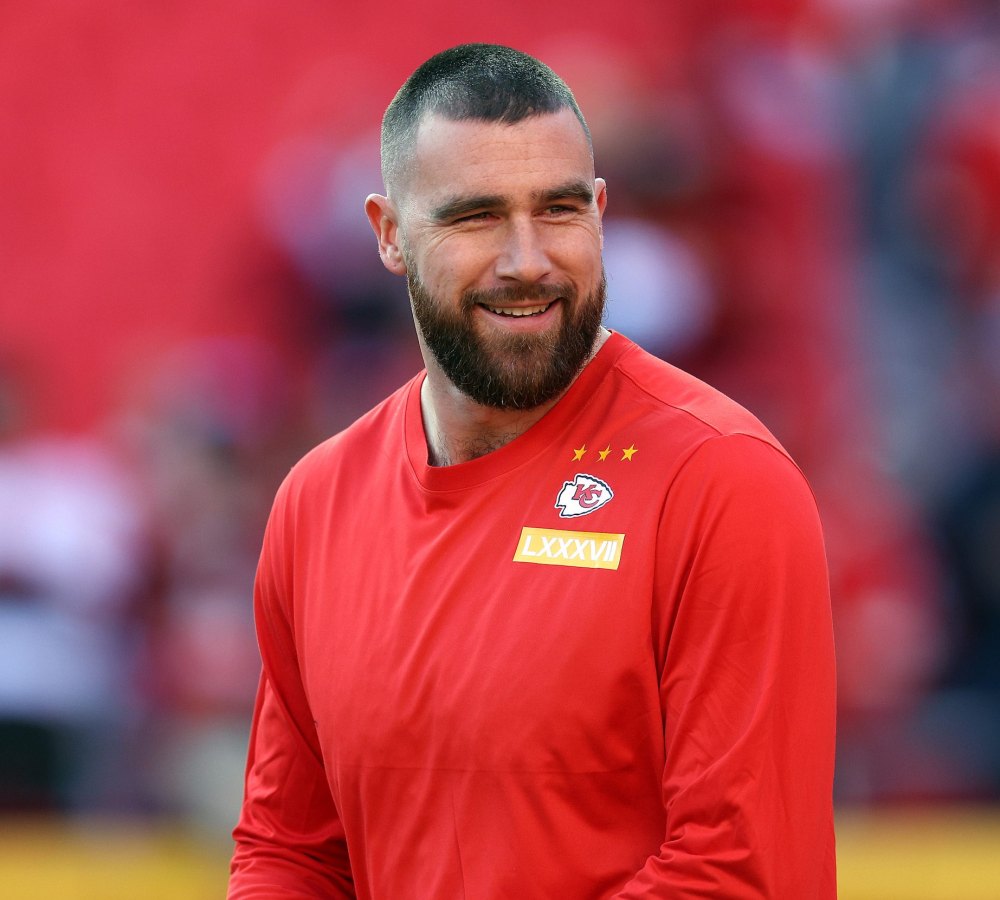 Travis Kelce Reacts to Podcast Hosts Role Playing His Post Softball Game Convo With Taylor Swift: 