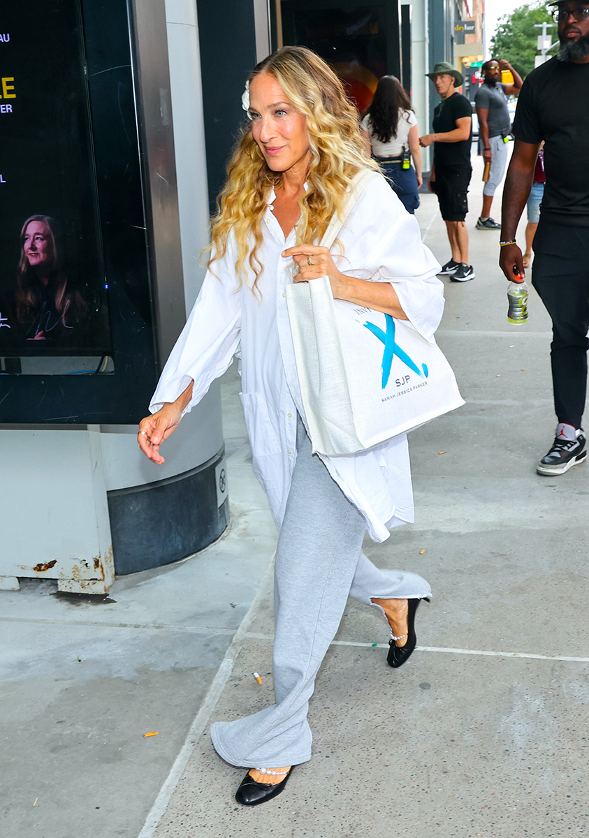 Sarah Jessica Parker on set of 'And Just Like That' in NYC on June 26, 2024.