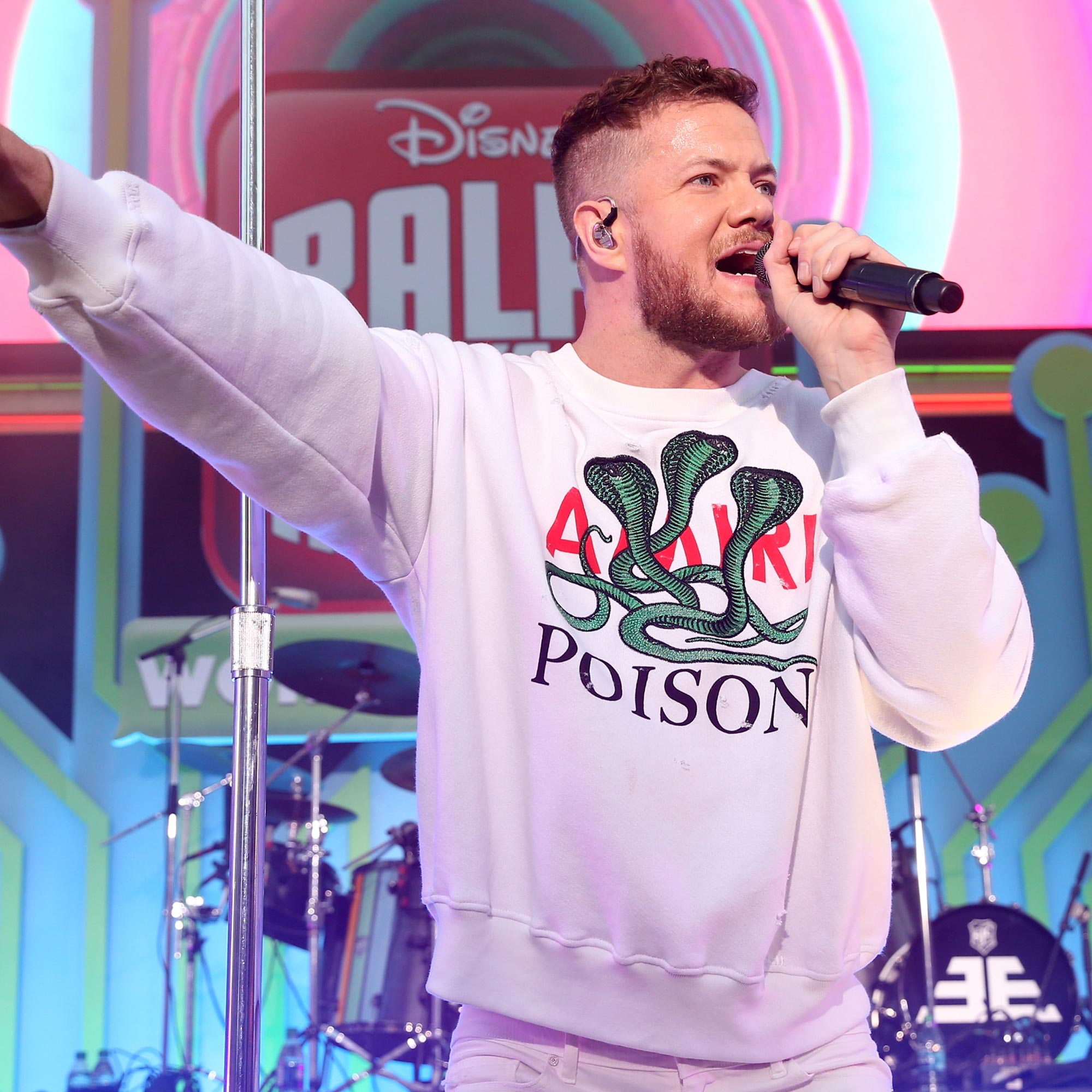 O vocalista do Imagine Dragons, Dan Reynolds, fala sobre deixar o mormonismo