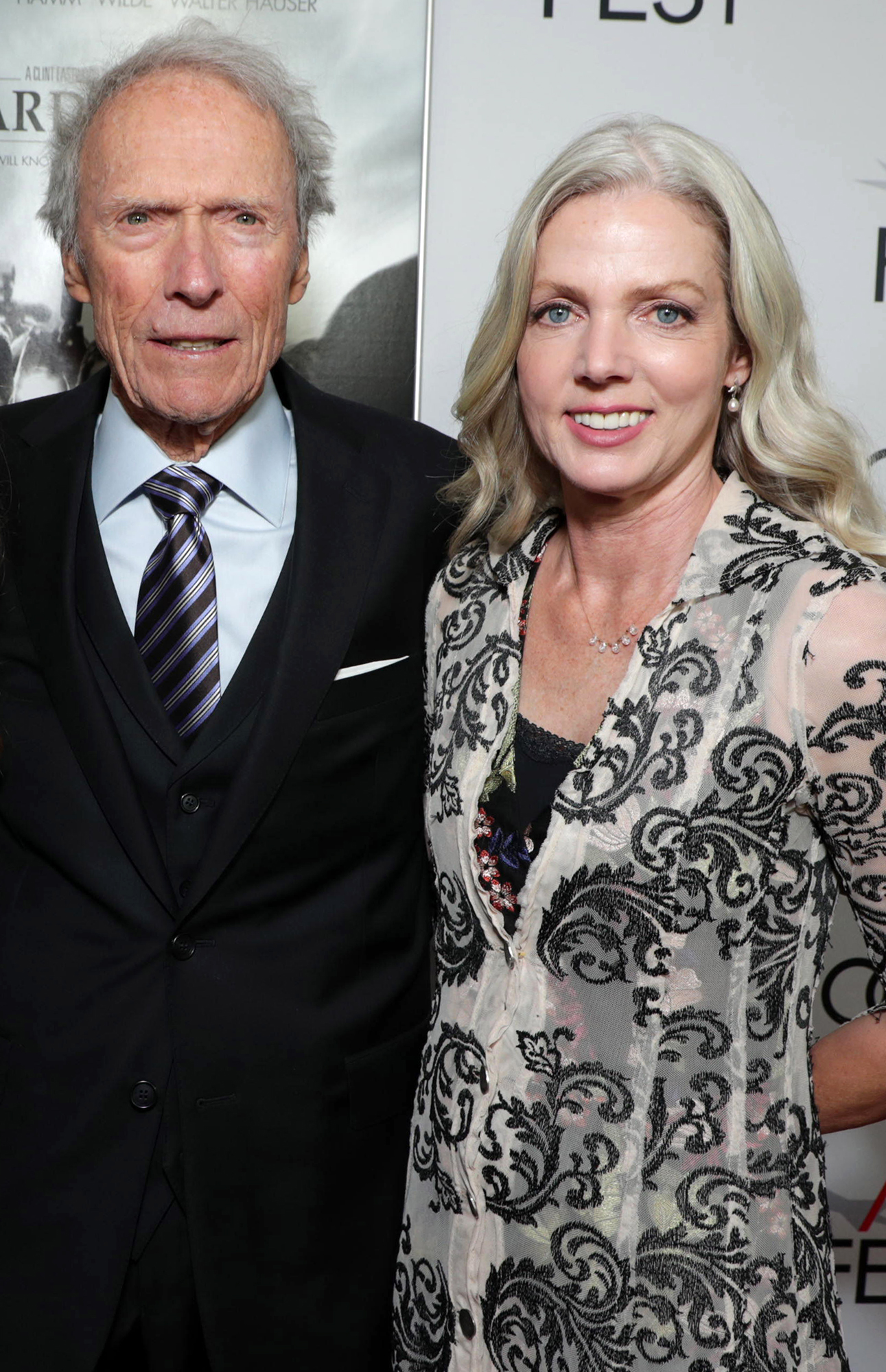 Cronograma do relacionamento de Clint Eastwood e Christina Sandera