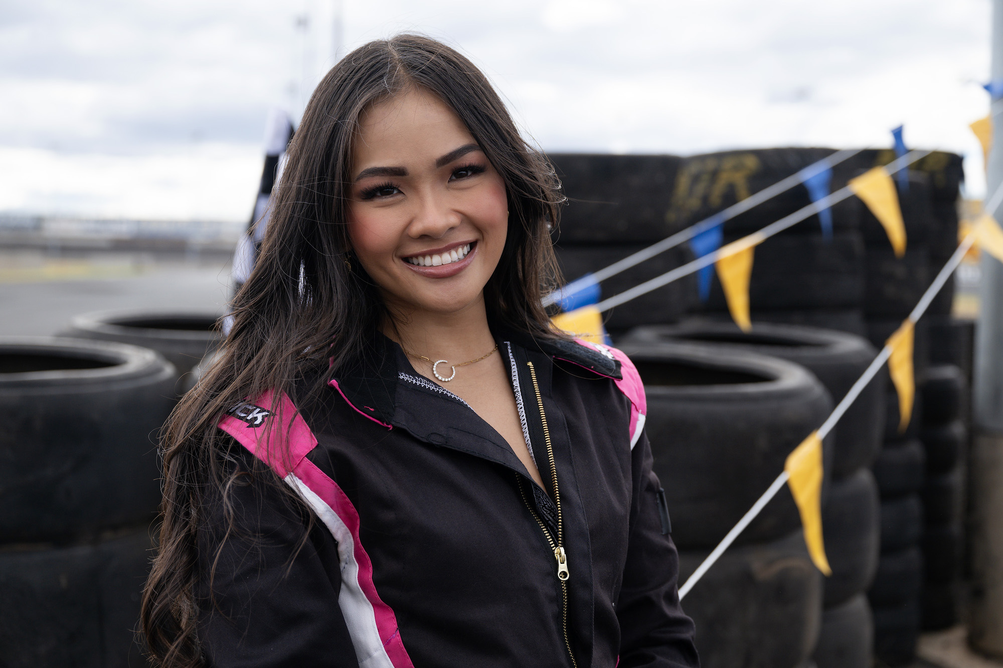 Watch Sneak Peek of Bachelorette Jenn Tran's Racing Group Date in Australia