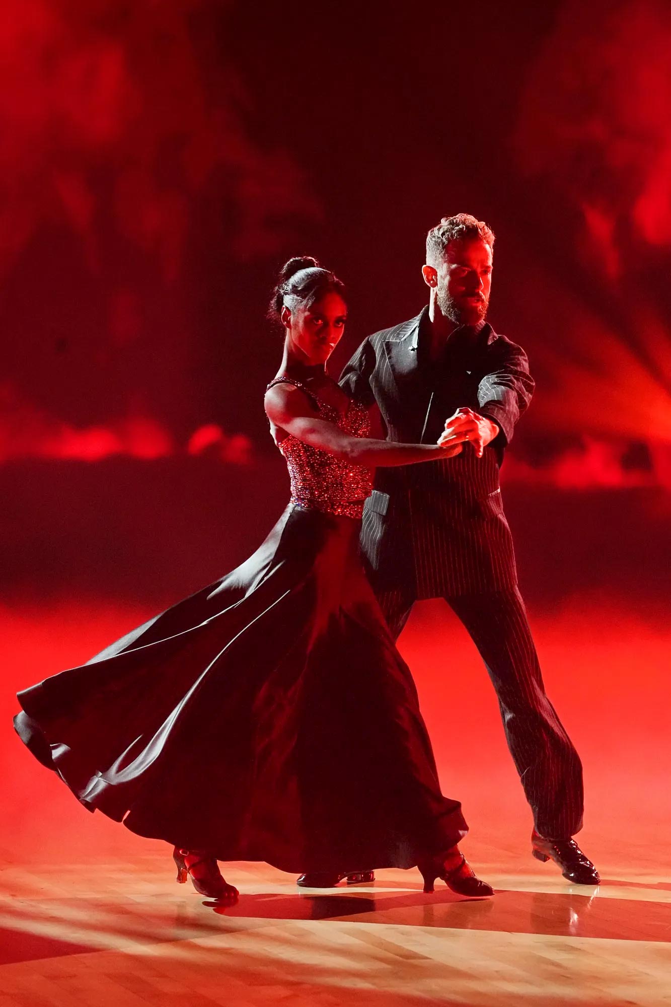 チャリティー・ローソン、「DWTS」中にメンタルヘルスで「地獄を経験」