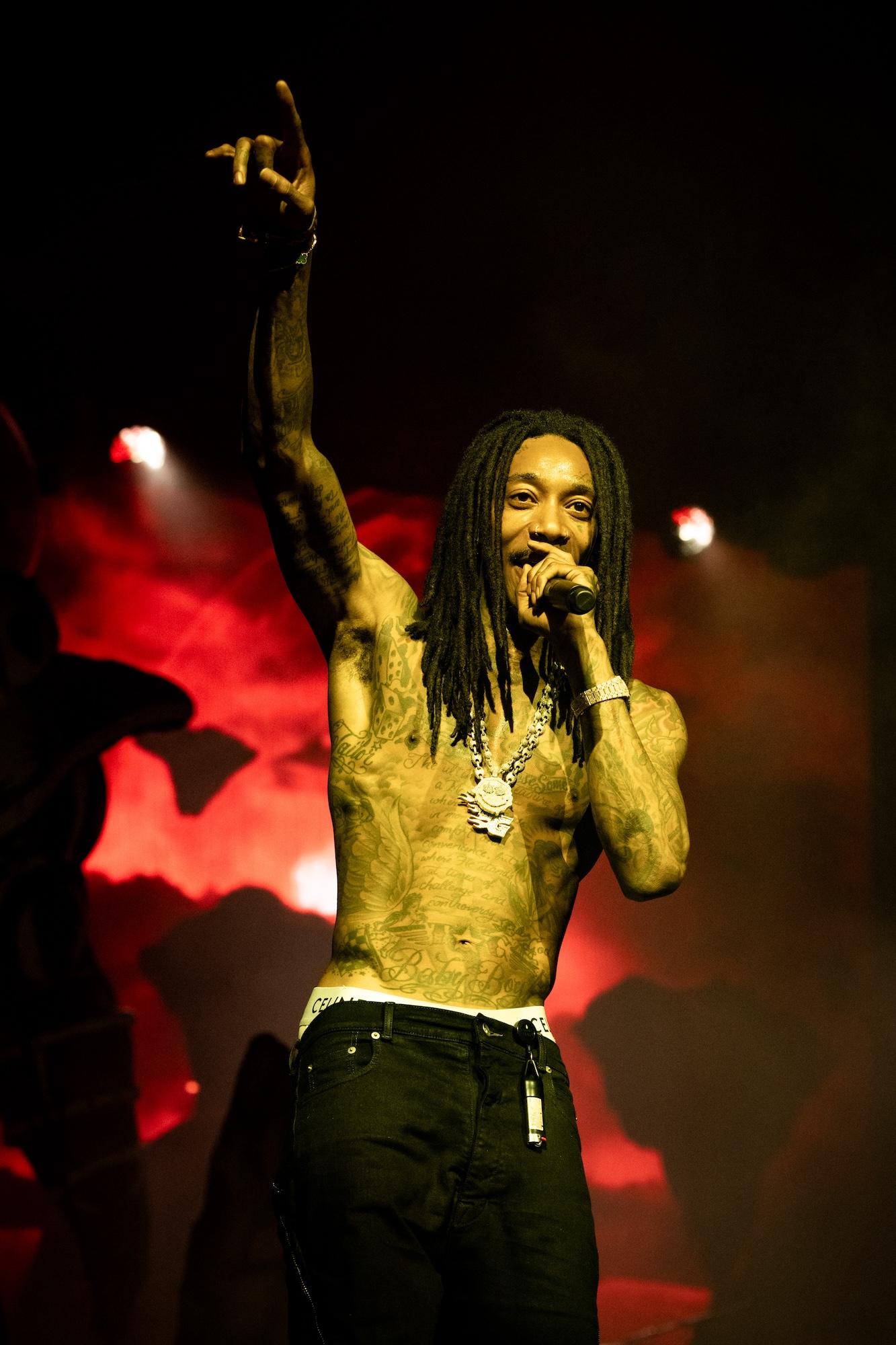 Wiz Khalifa aborda prisão por drogas na Romênia