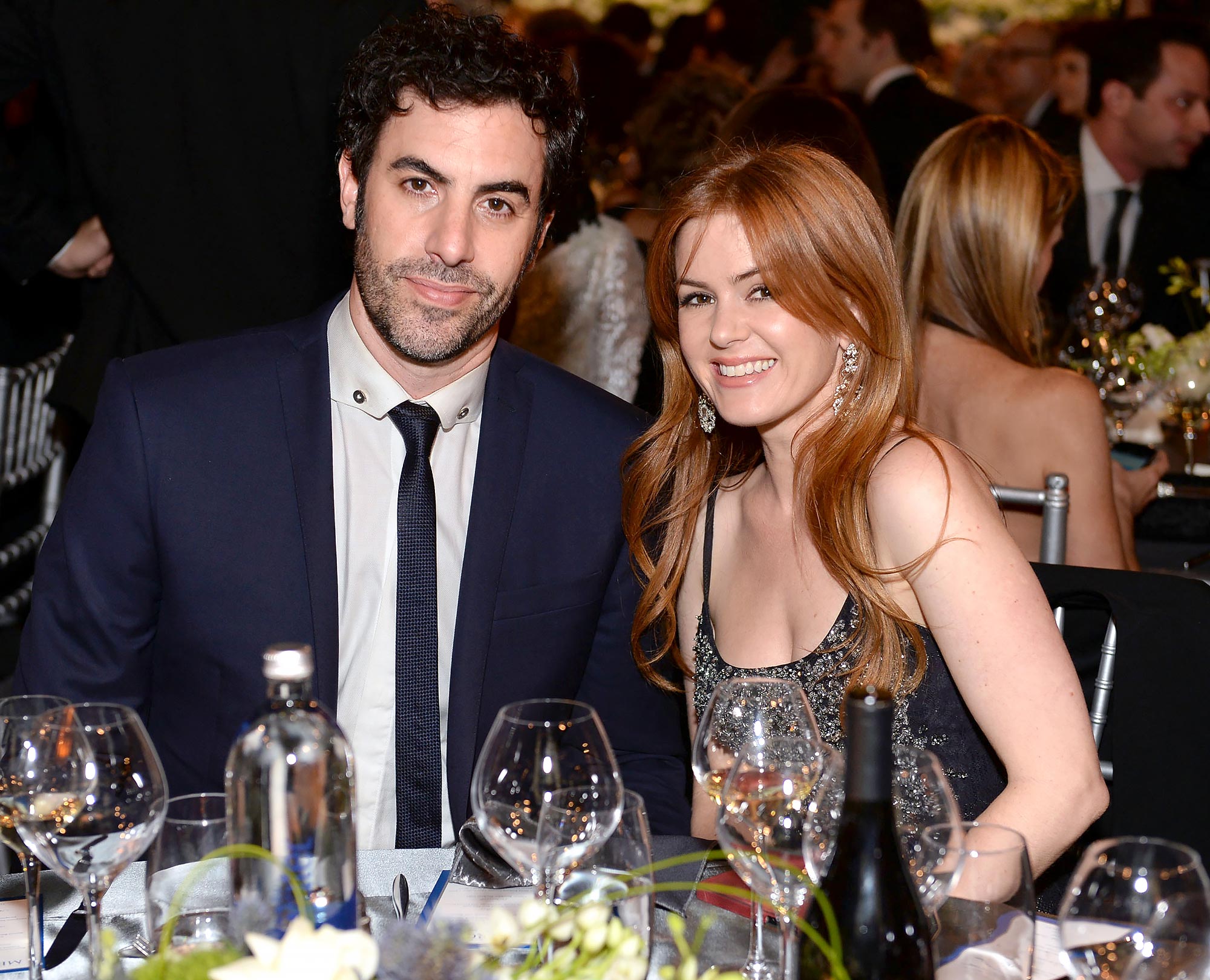 Bên trong cuộc ly hôn của Sacha Baron Cohen và Isla Fisher: Chi tiết về dòng thời gian mới