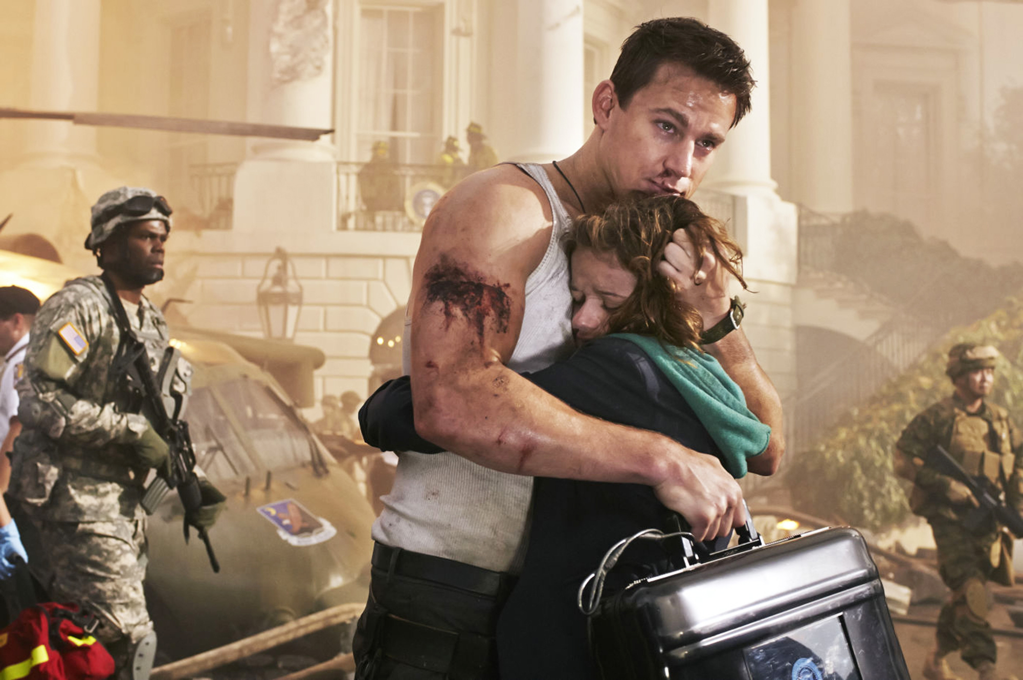 Joey King e Channing Tatum se reencontram 11 anos após a ‘Casa Branca cair’