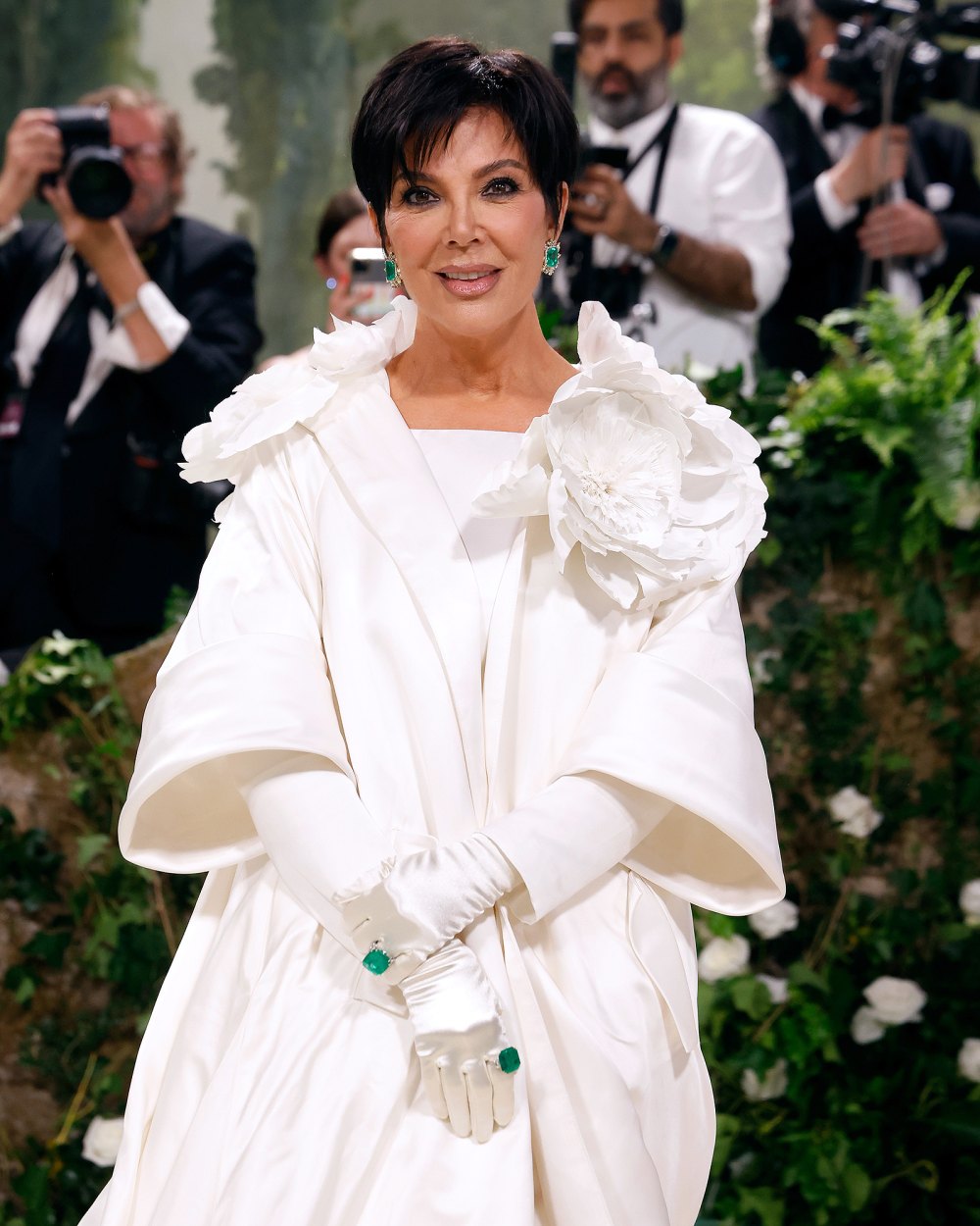 Kris Jenner Cries About Having Her Ovaries Removed Due to a Tumor, Hints at More Health Issues