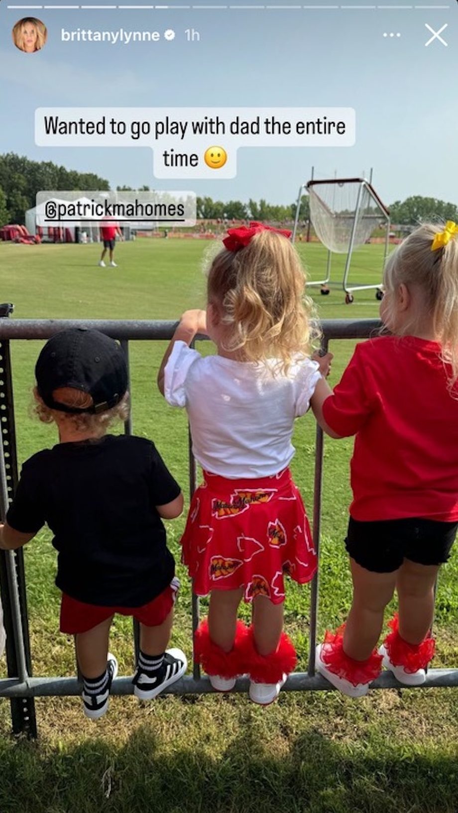 Mahomes Kids Chiefs Campo de treinamento 2