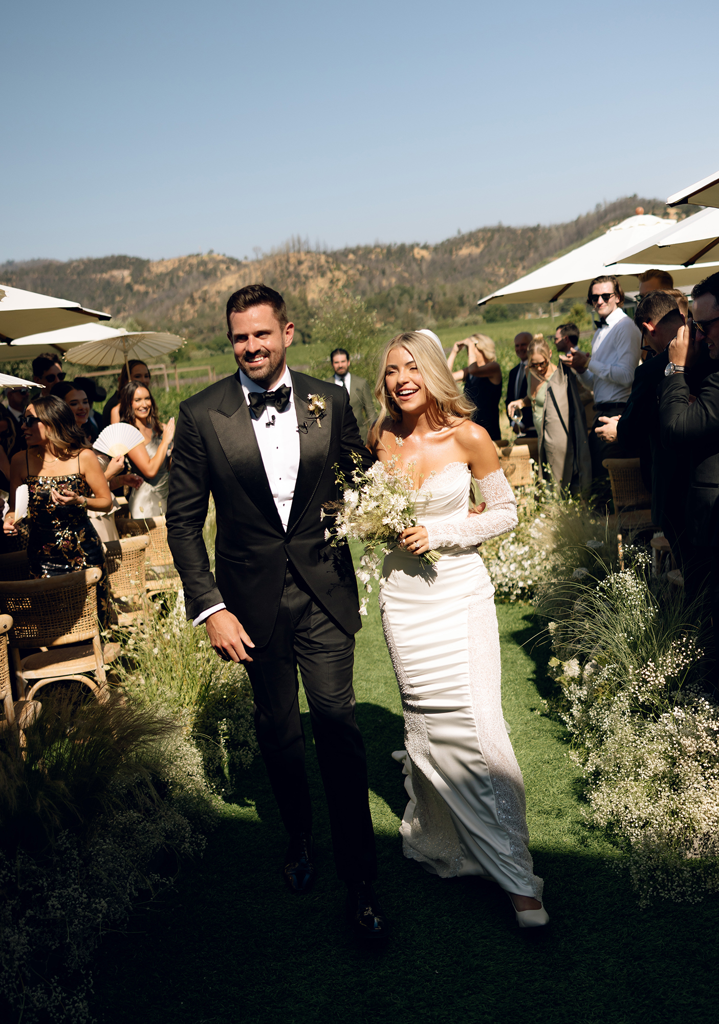 Alex Killorn und Ehefrau Tiffany von der NHL teilen Details von ihrer Hochzeit in Napa