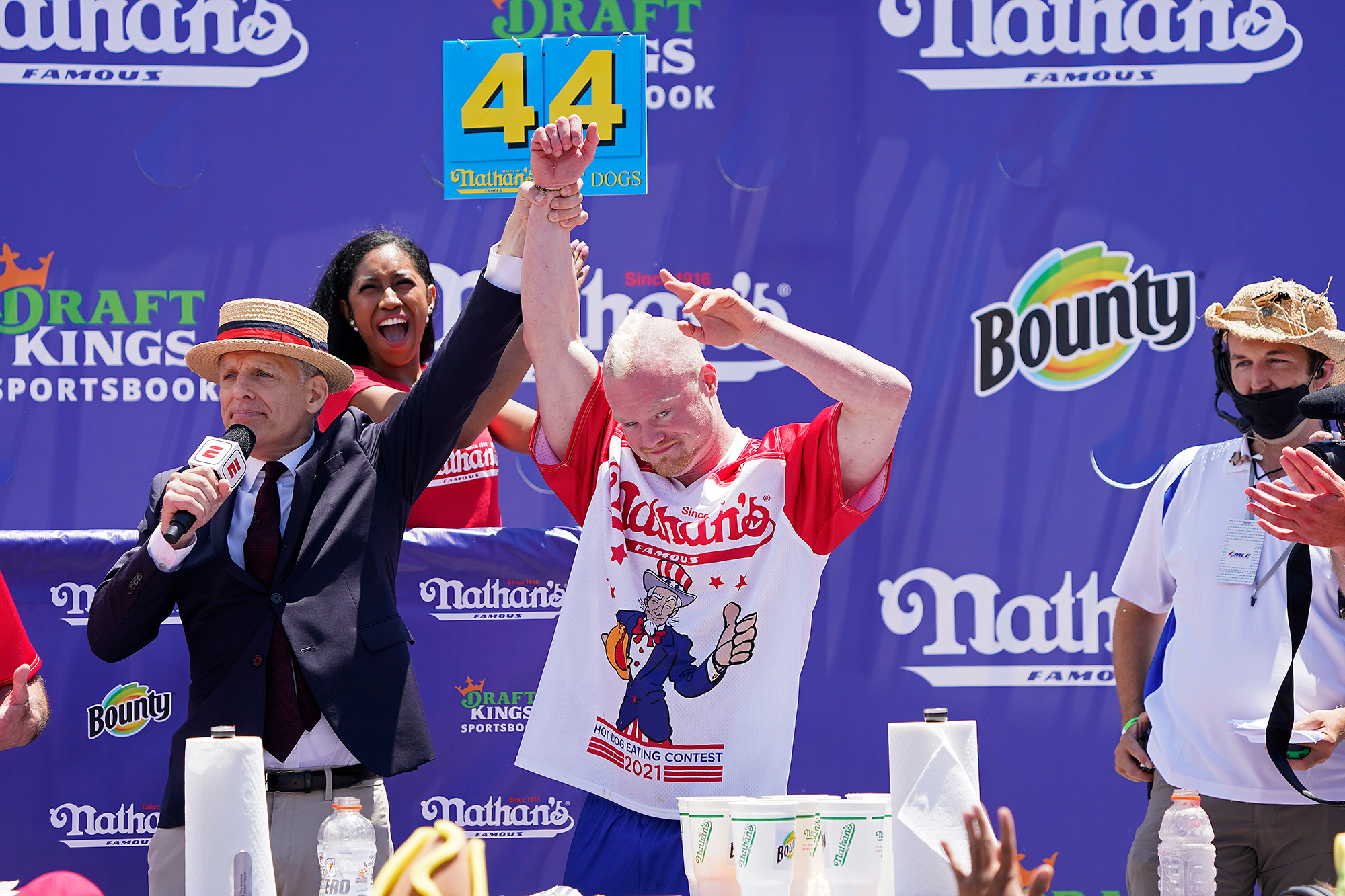 Nathan's Hot Dog Eating Contestant Denies Cheating Accusation