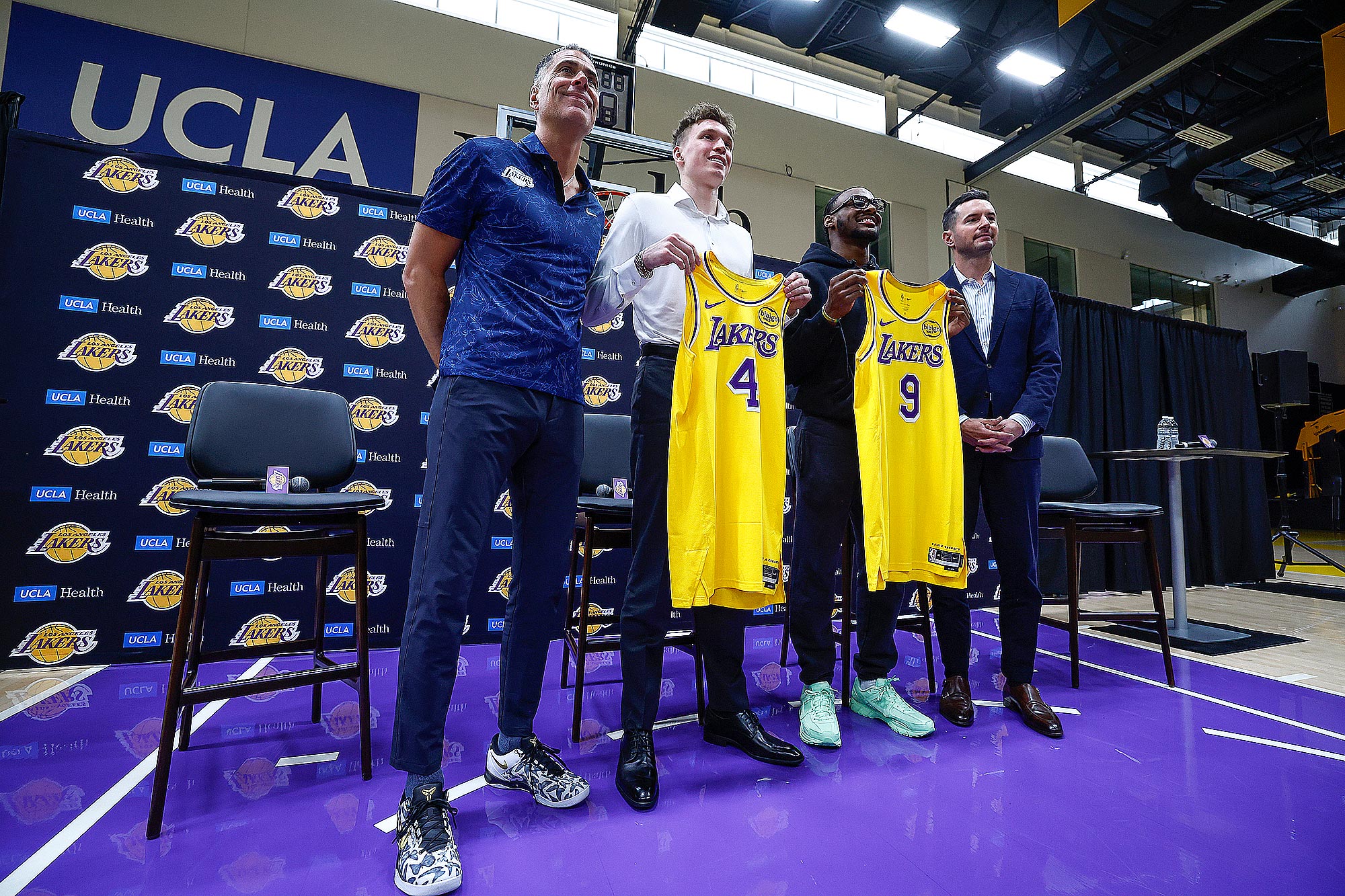 Der neue Lakers-Trainer JJ Redick sagt, Bronny James habe sich den Platz im Team „verdient“.