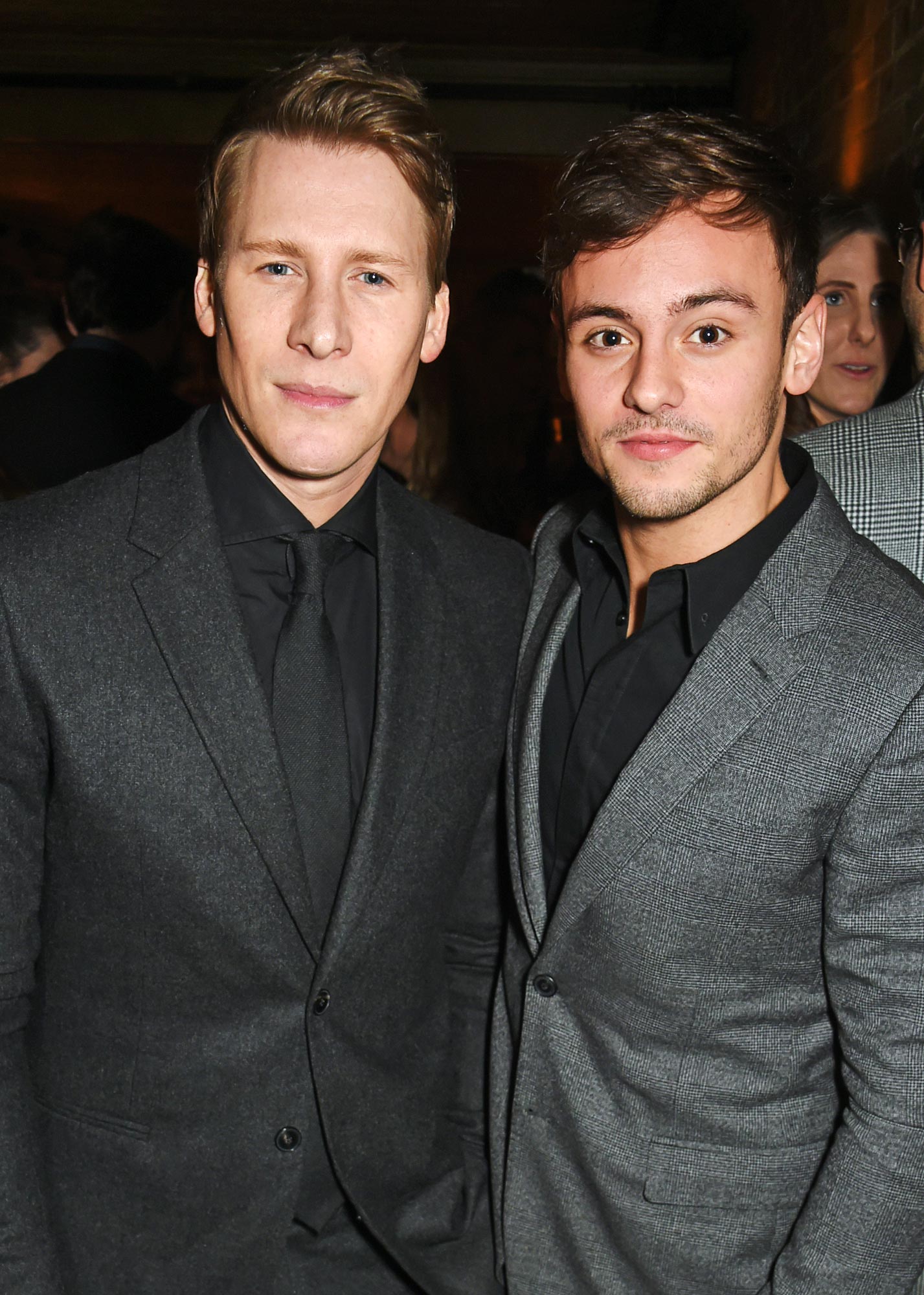 Cronograma do relacionamento do mergulhador olímpico Tom Daley e do marido Dustin Lance Black