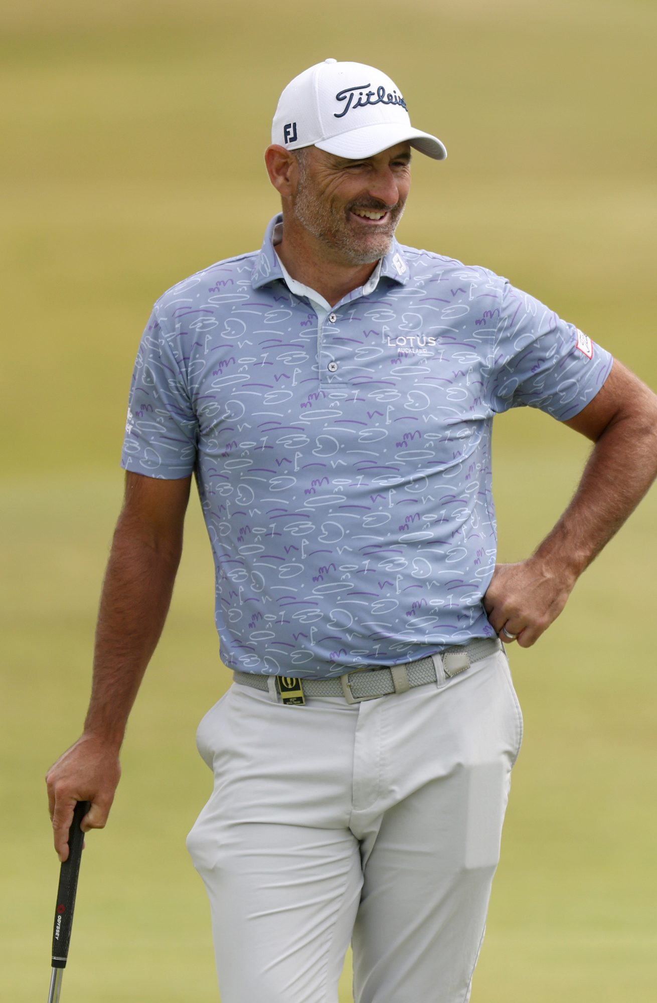 O jogador de golfe Michael Hendry joga no British Open 1 ano após o diagnóstico de leucemia