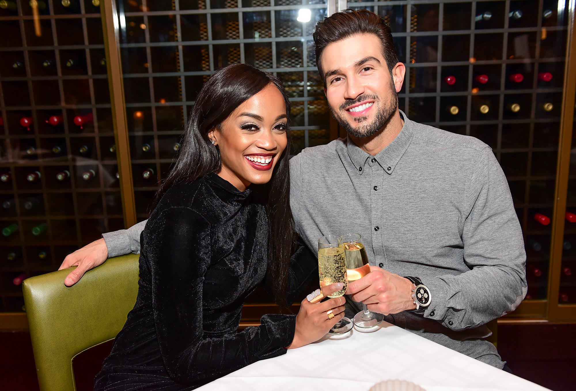 Rachel Lindsay บอกเป็นนัยว่าจะดีกว่า 'ตัวตนเก่า' ของเธอท่ามกลางการหย่าร้าง