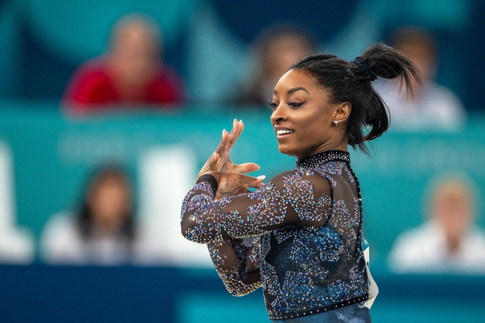 Simone Biles Claps Back at Trolls Who Criticized her Messy Bun