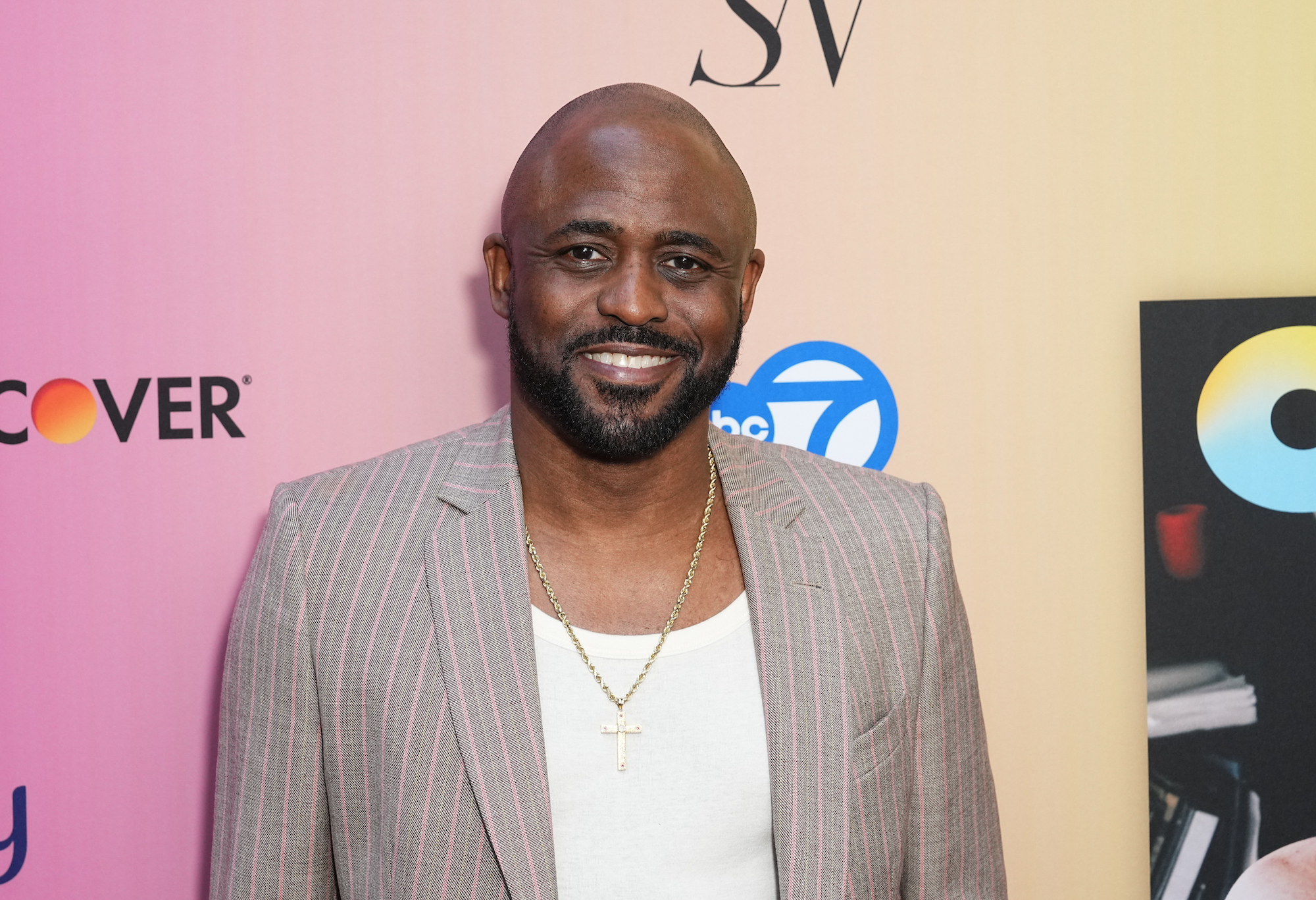 Wayne Brady diz que sua mãe entendia sua sexualidade mais do que a Internet