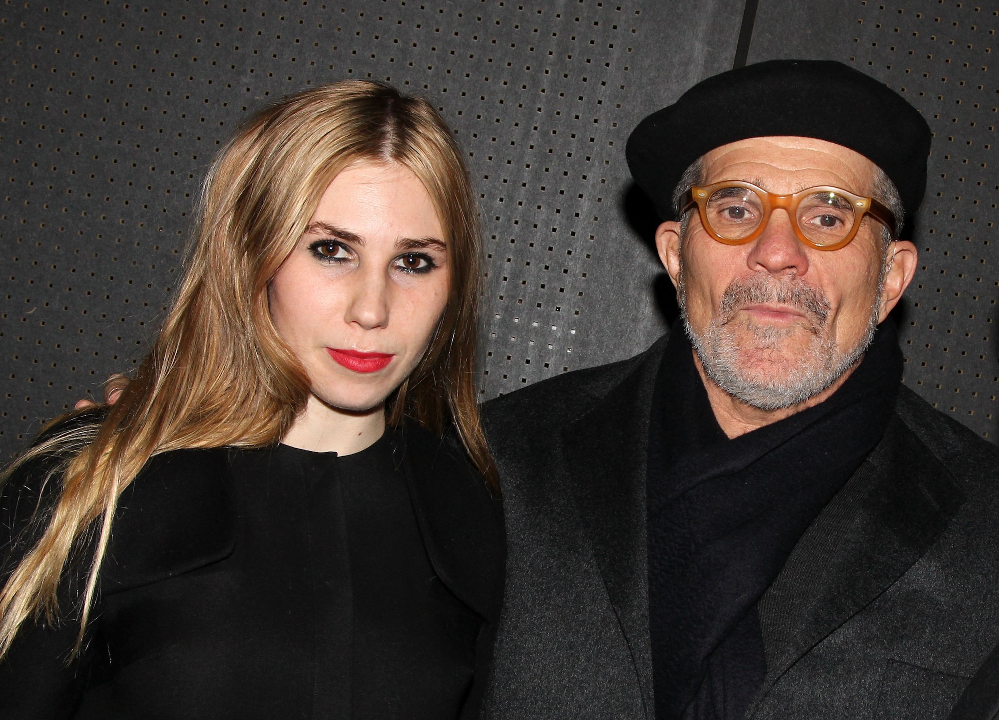 Zosia Mamet sagt, dass man in Hollywood nur so weit kommt, wenn man ein Nepo-Baby ist