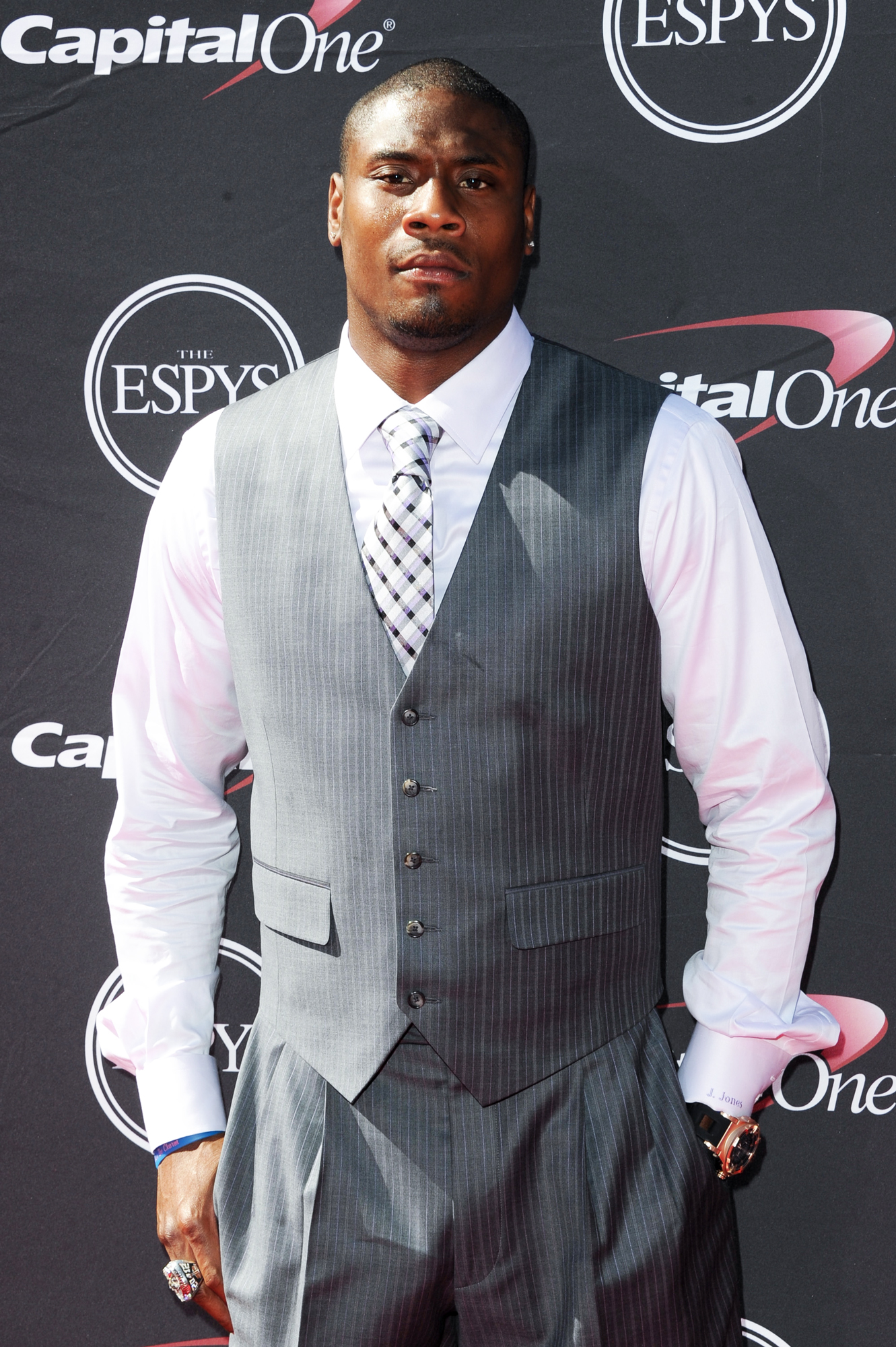 NFL Star Jacoby Jones Dead At Age 40 Us Weekly   Feature Jacoby Jones Dead At 40 