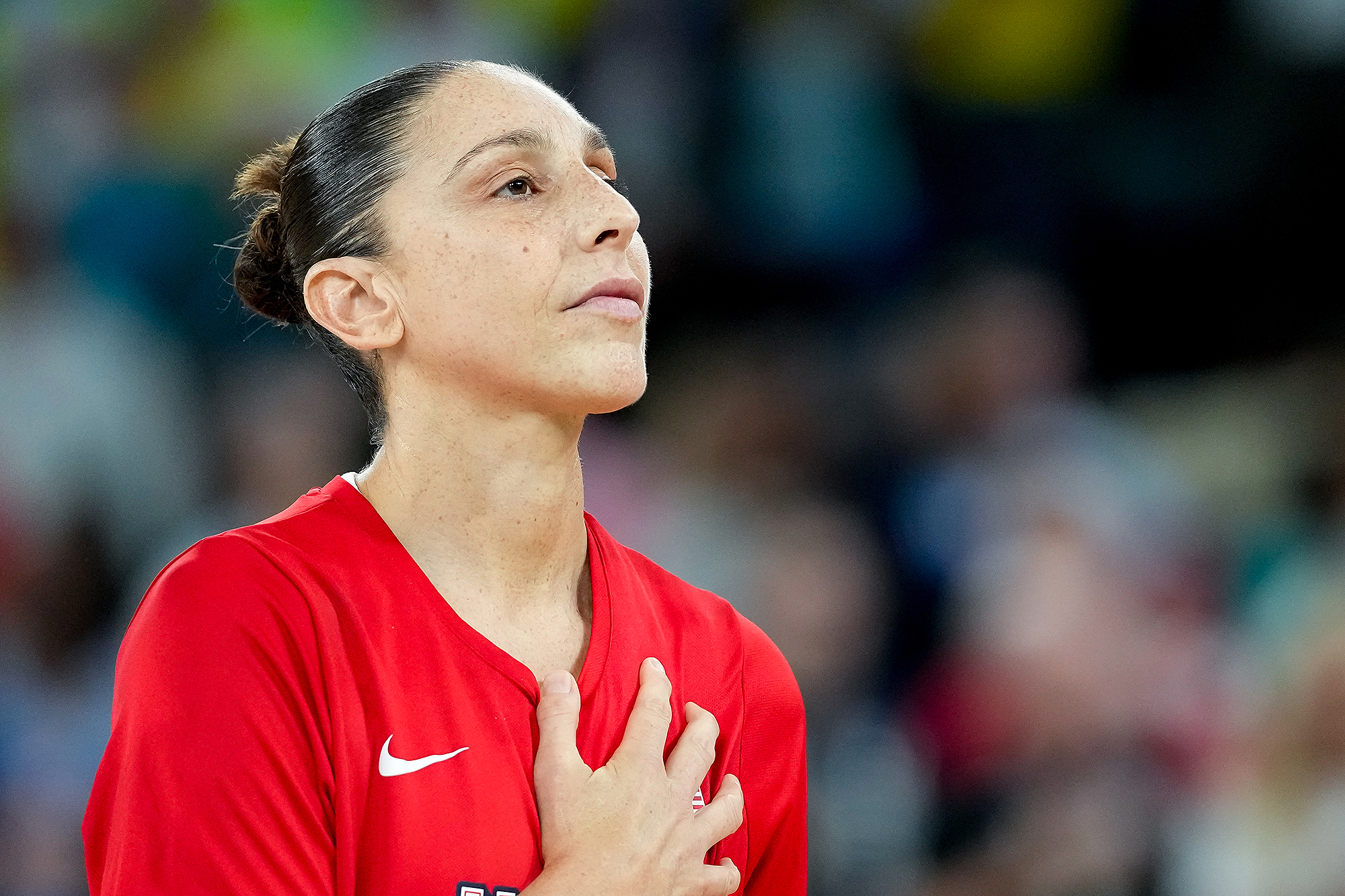 Bố của Diana Taurasi suy sụp sau khi chứng kiến ​​con gái giành huy chương vàng Olympic