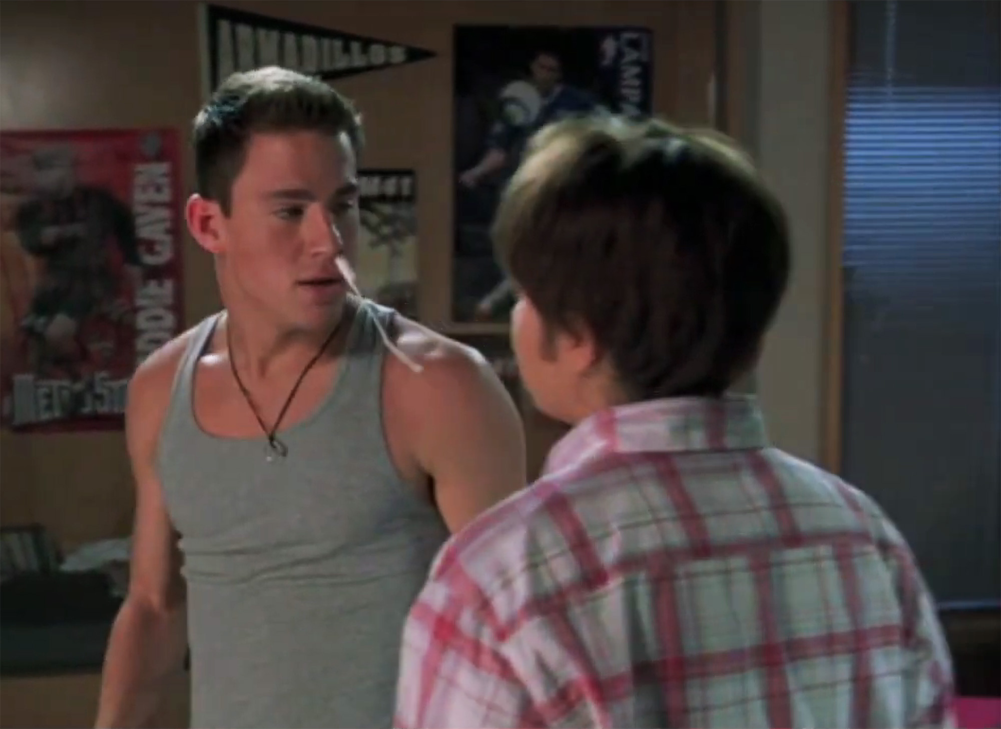 เราพบไข่อีสเตอร์ 'She's the Man' ในภาพยนตร์เรื่อง 'Blink Twice' ของ Channing Tatum