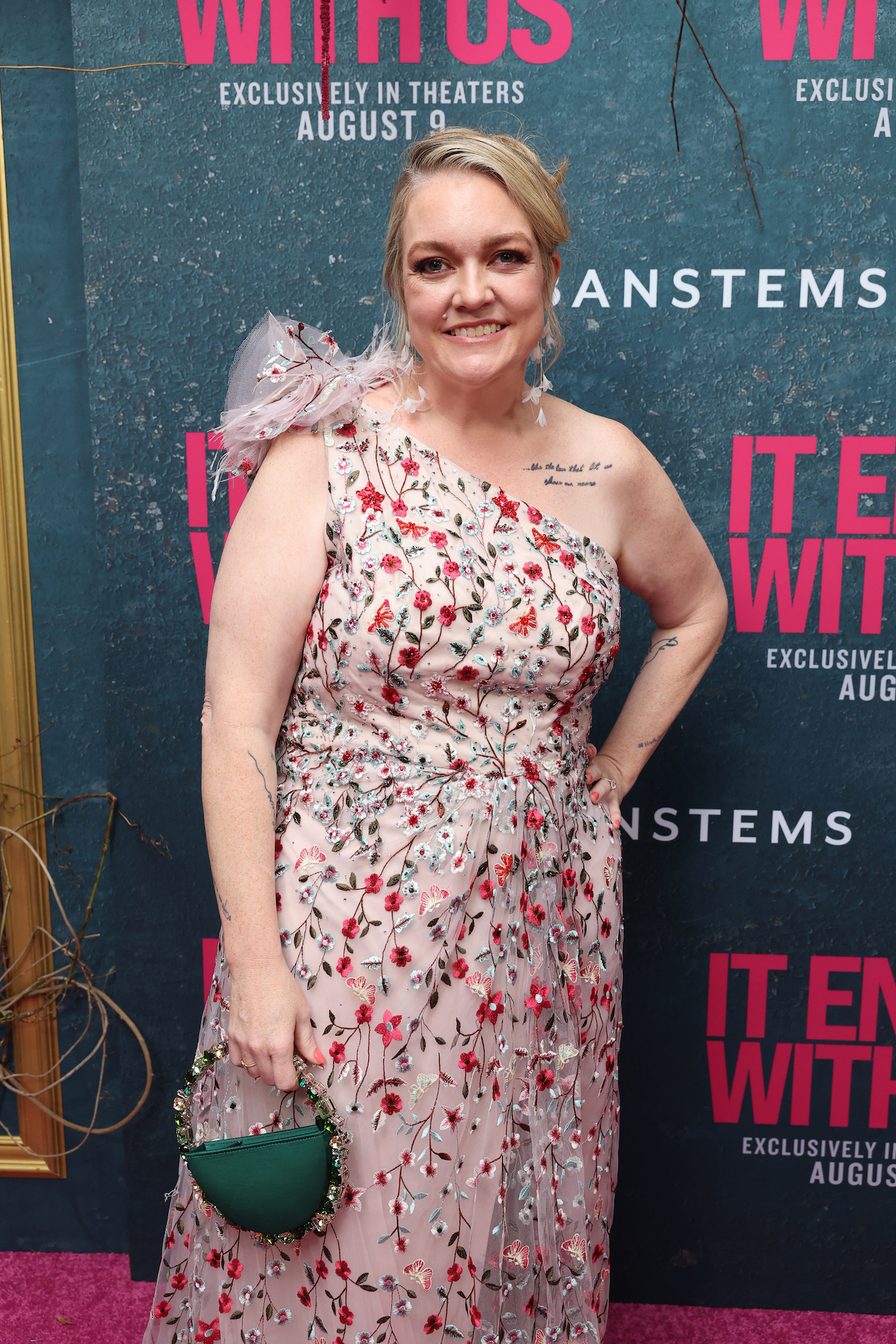 Macht die Autorin Colleen Hoover einen Cameo-Auftritt im Film „It Ends With Us“?