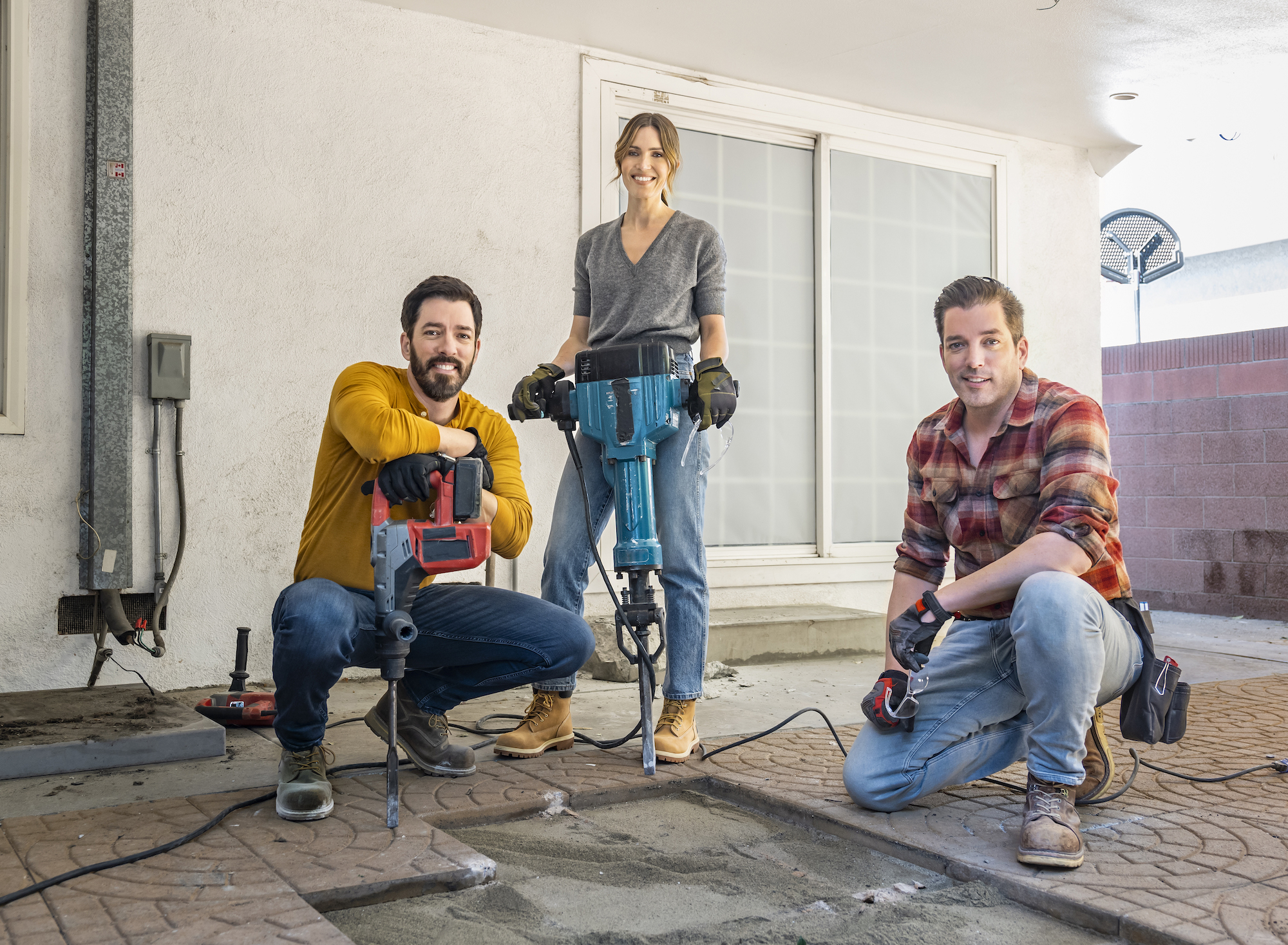 Drew und Jonathan Scott necken Celebrity IOUs mit Stars besetzte Besetzung der 8. Staffel