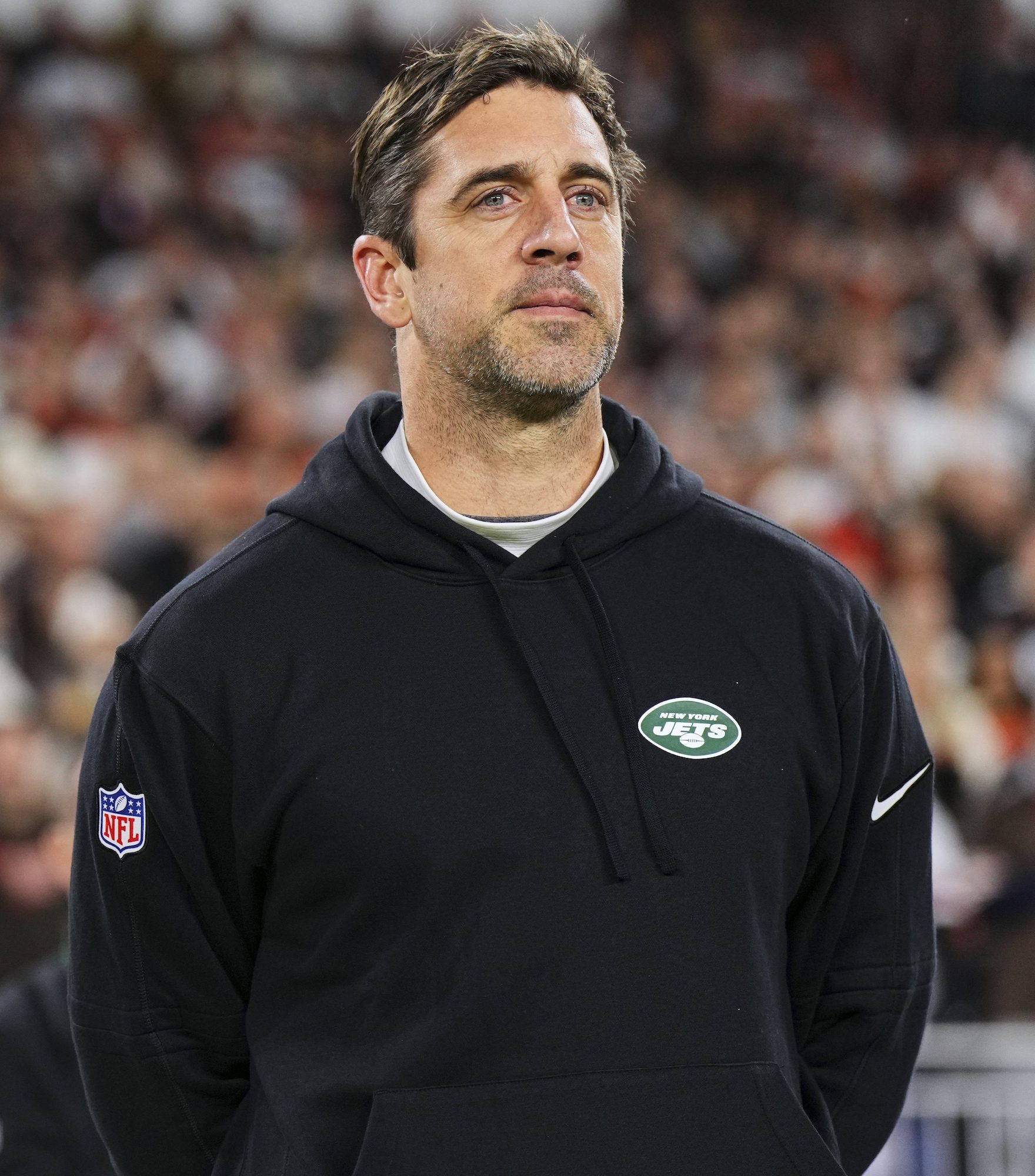 Người dẫn chương trình ESPN cho rằng Taylor Swift sẽ tham gia nhiều trận đấu hơn Aaron Rodgers