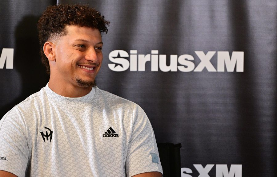 Feature Patrick Mahomes Details Great Friendship With Travis Kelce Taylor Swift