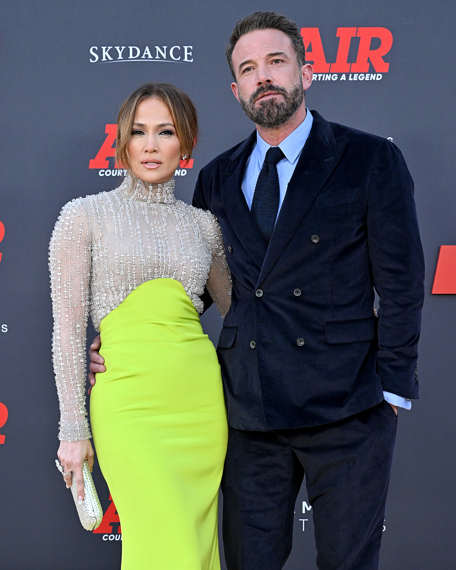 Jennifer Lopez, Boşanma Sebebini Göstererek 'Affleck' Soyadını Çıkardı