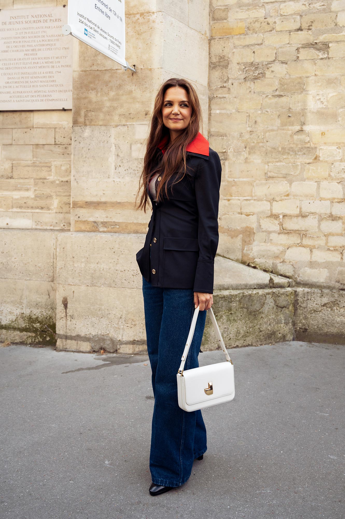 Katie Holmes lässt sich ihren Streetstyle nicht von der Industrie „diktieren“.