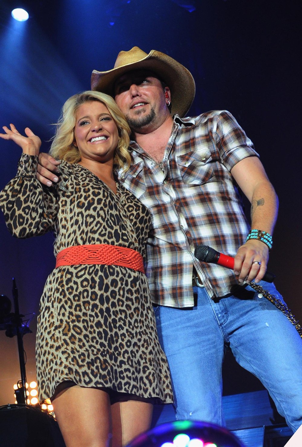 Lauren Alaina Thanks Jason Aldean for Treating Me Like Family After Her Father s Death 784