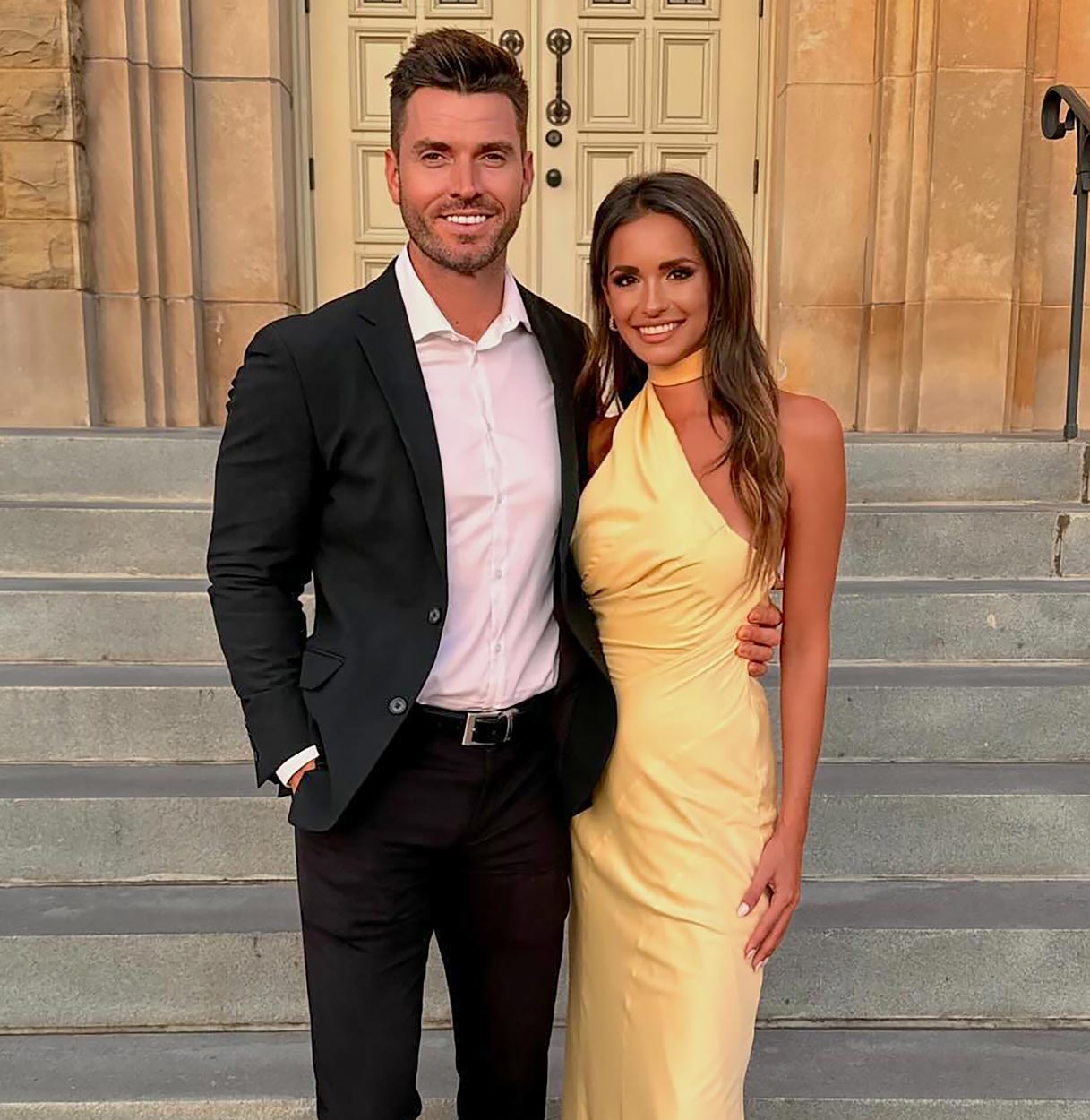 Luke Pell revela quem da nação de solteiro foi convidado para seu casamento