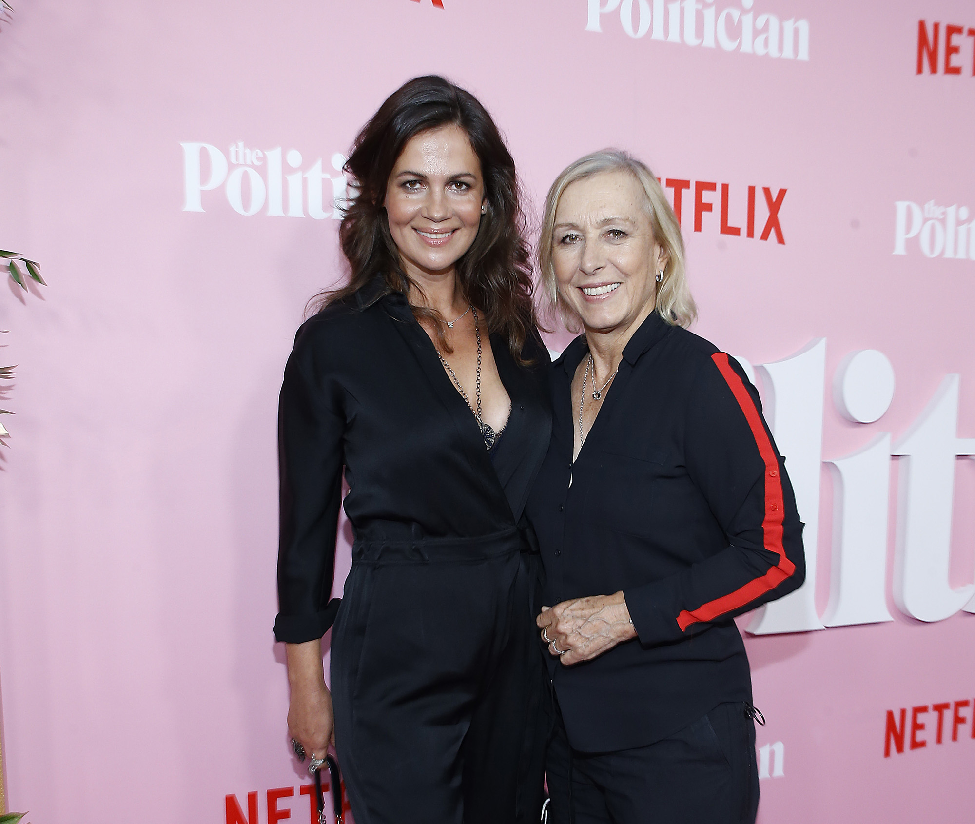 Julia Lemigova e sua esposa Martina Navratilova do RHOM adotam oficialmente 2 filhos