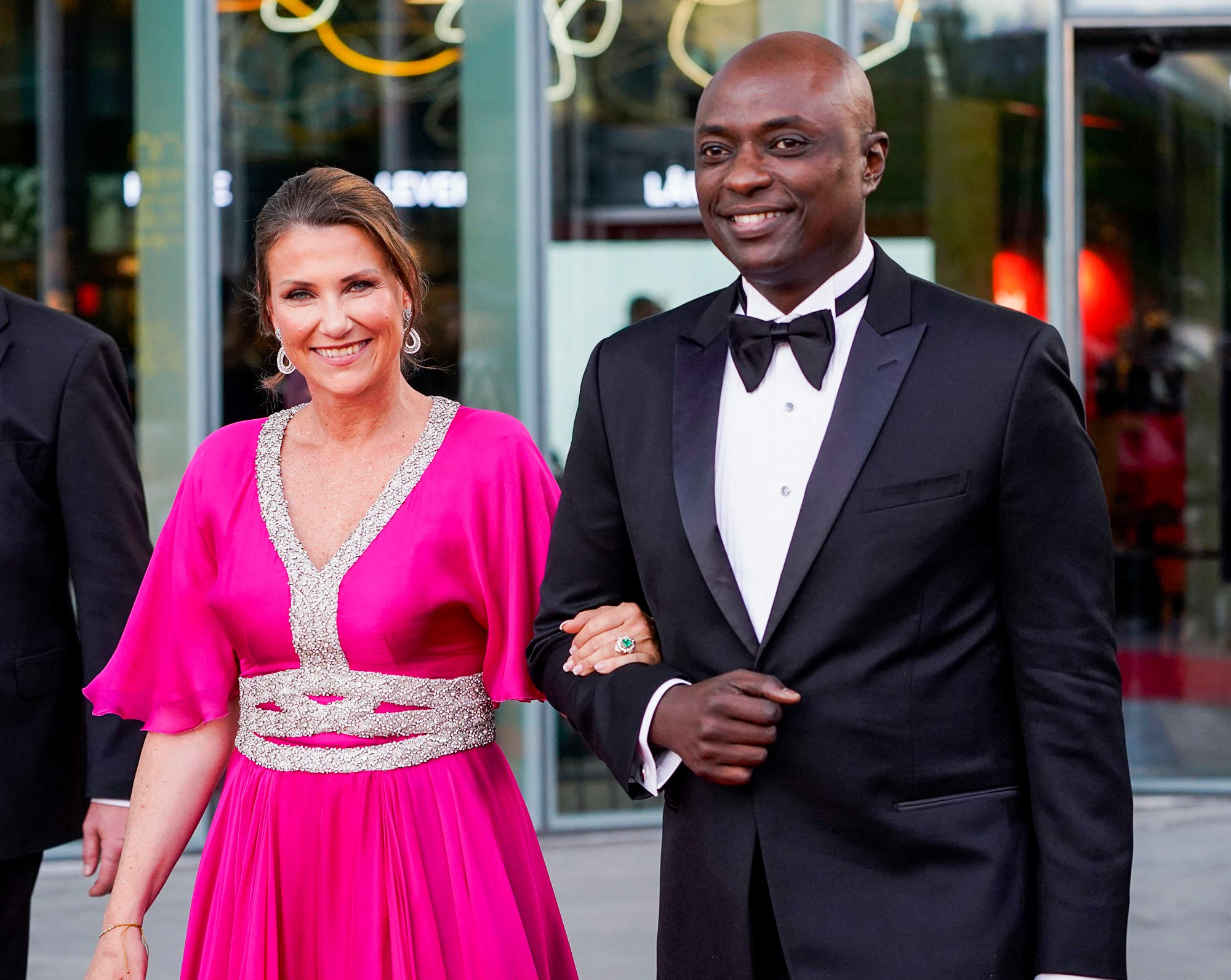 Norwegian Princess Martha Louise Is Finally Marrying Shaman Durek Verrett What to Know 435