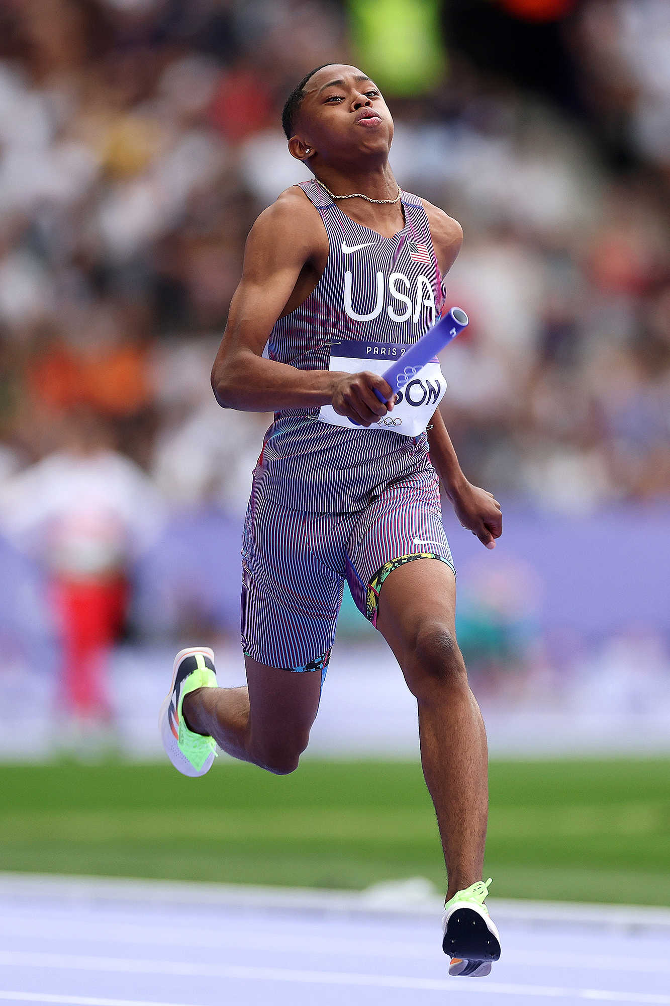 O atleta olímpico Quincy Wilson não consegue acreditar que precisa voltar para o ensino médio