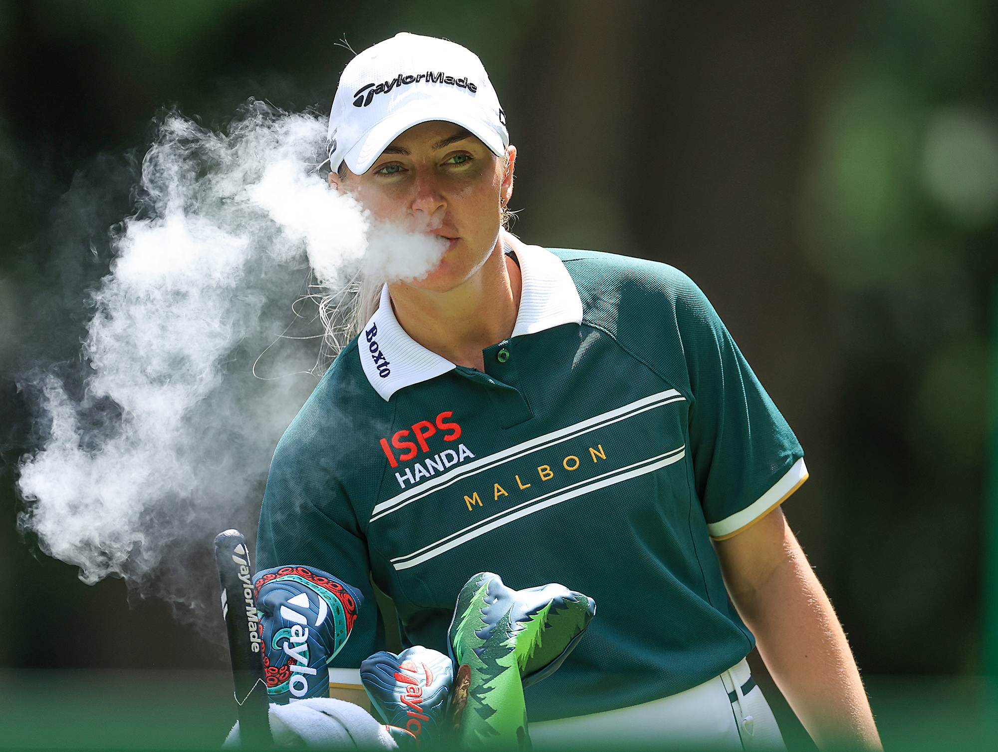 Olympic Golfer Who Went Viral for Smoking Opens Up About Her Dating Life