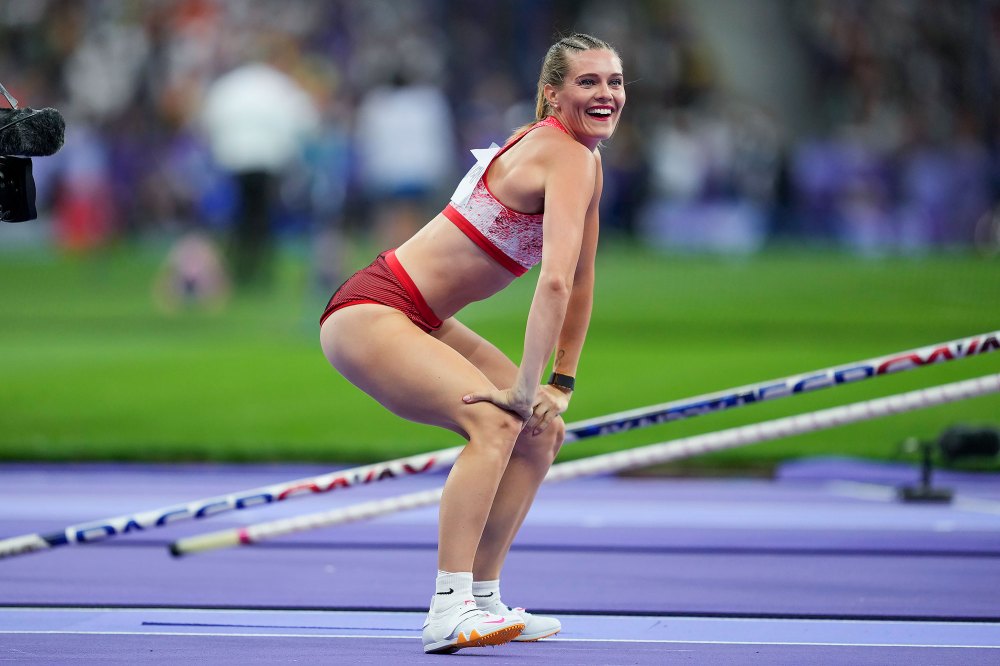 Pole vaulter Alyssa Newman defends twerking after winning second bronze medal