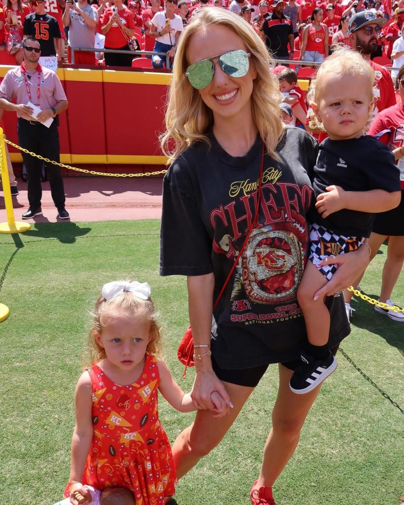 Pregnant Brittany Mahomes Kicks of Her Game Day Style With Oversized Chiefs Shirt