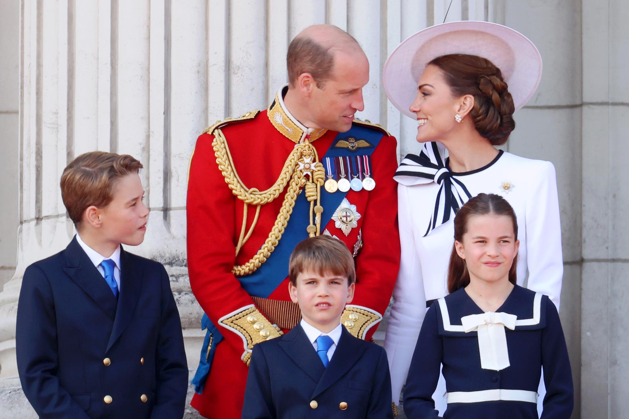 A princesa Kate permanece ‘muito calma’ enquanto continua a lutar contra o câncer